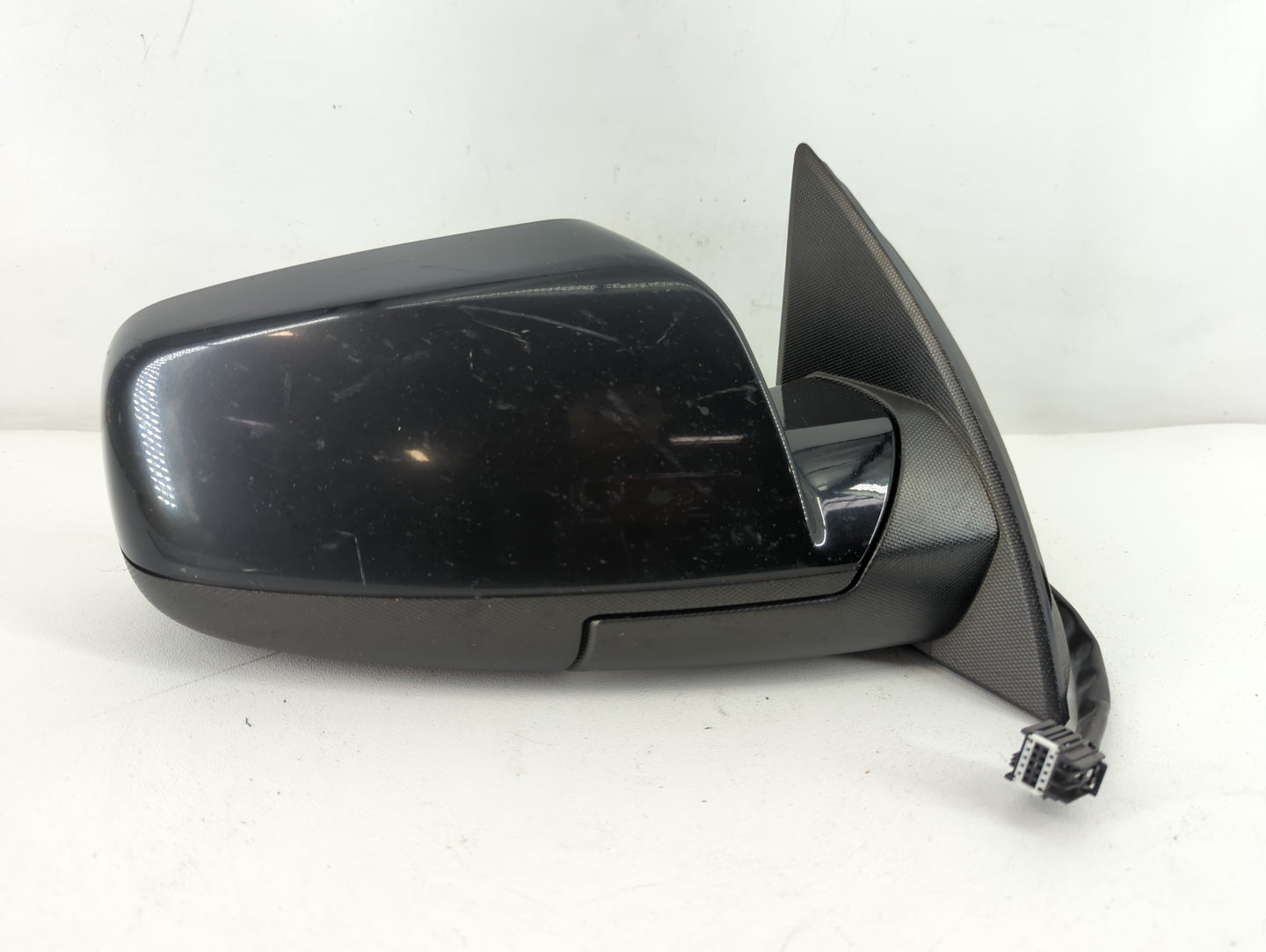 2010-2011 Chevrolet Equinox Passenger Side View Mirror - Right Door Mirror OEM Used - Oemusedautoparts1.com
