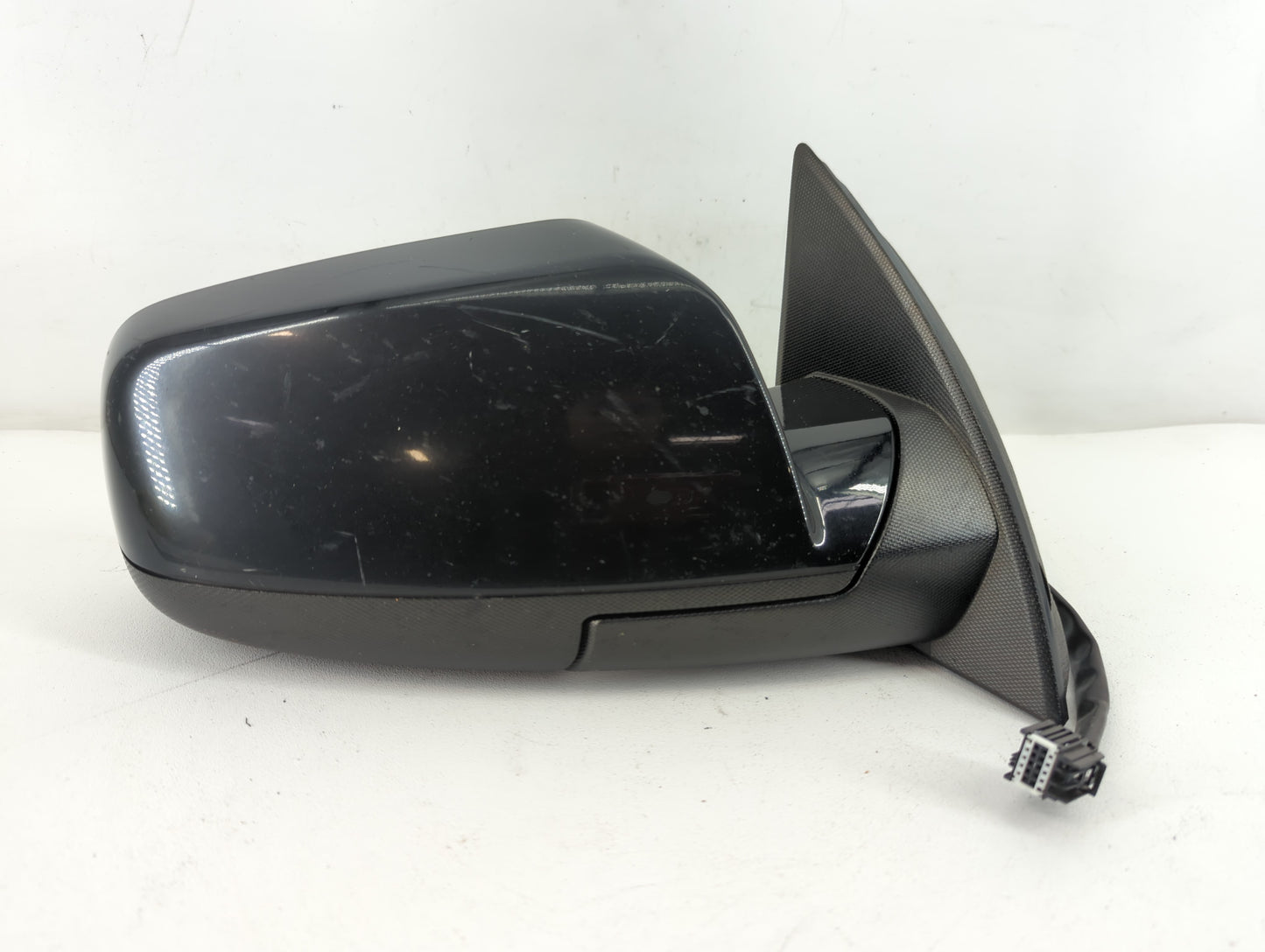 2010-2011 Chevrolet Equinox Passenger Side View Mirror - Right Door Mirror OEM Used - Oemusedautoparts1.com