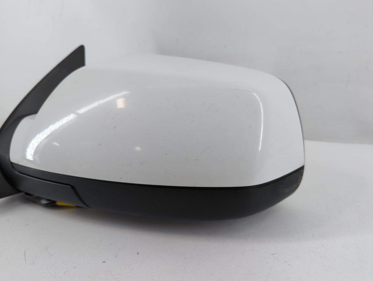 2010-2011 Chevrolet Equinox Driver Side View Mirror - Left Door Mirror OEM Used - Oemusedautoparts1.com