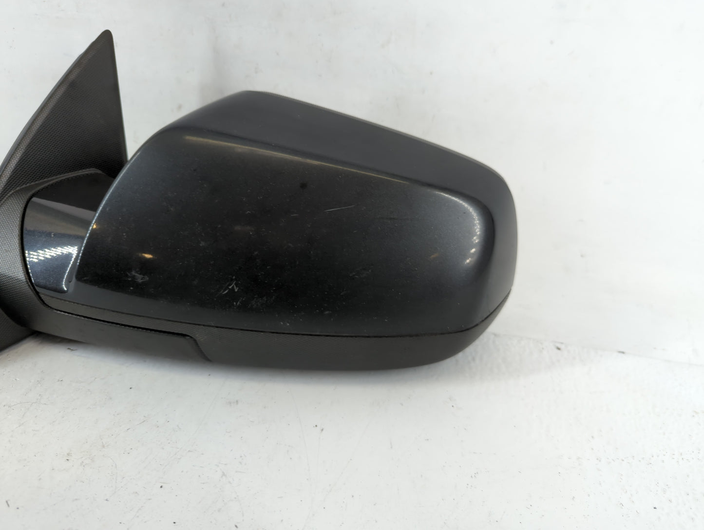 2010-2011 Chevrolet Equinox Driver Side View Mirror - Left Door Mirror OEM Used - Oemusedautoparts1.com