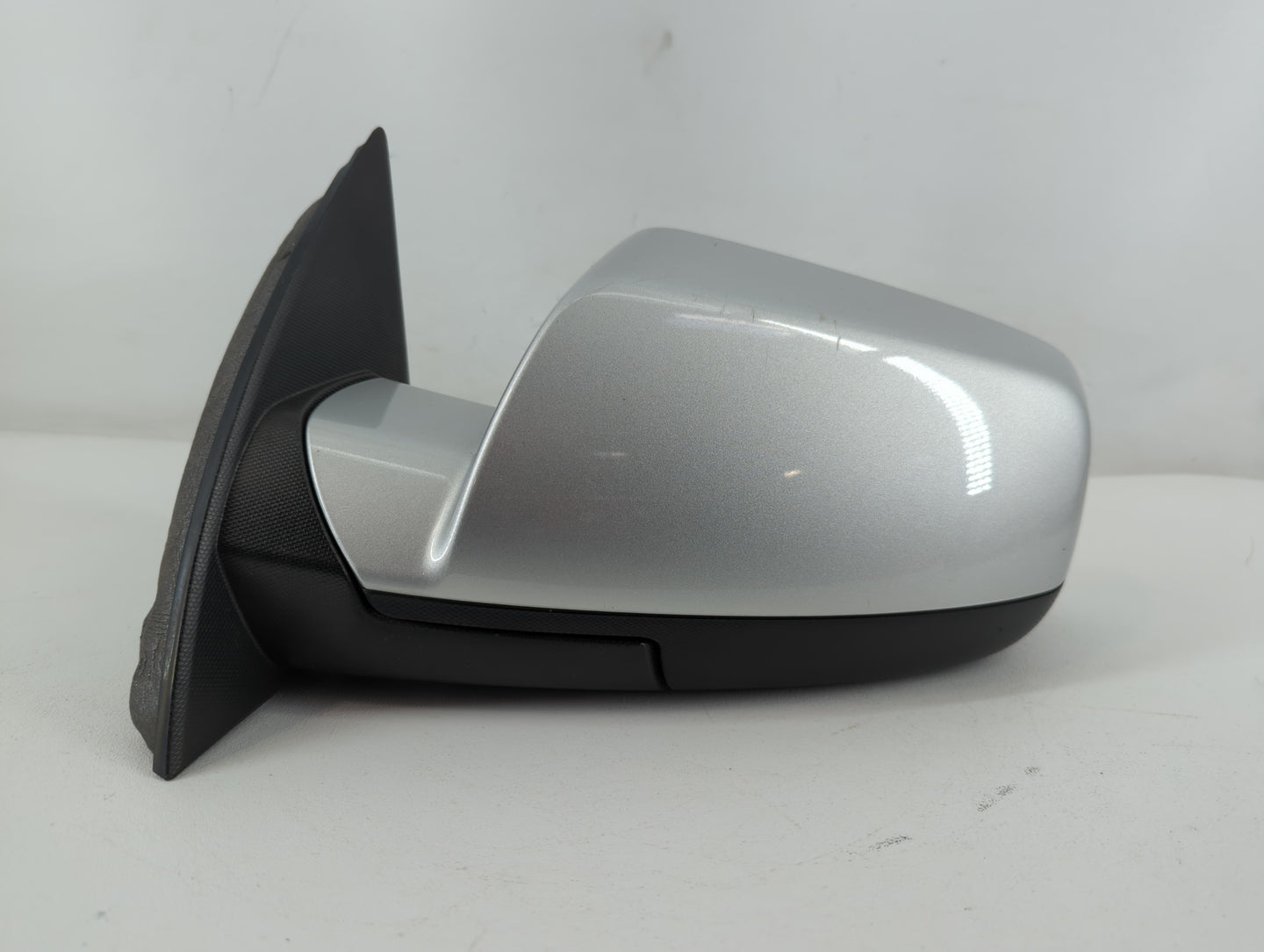 2010-2011 Chevrolet Equinox Driver Side View Mirror - Left Door Mirror OEM Used - Oemusedautoparts1.com