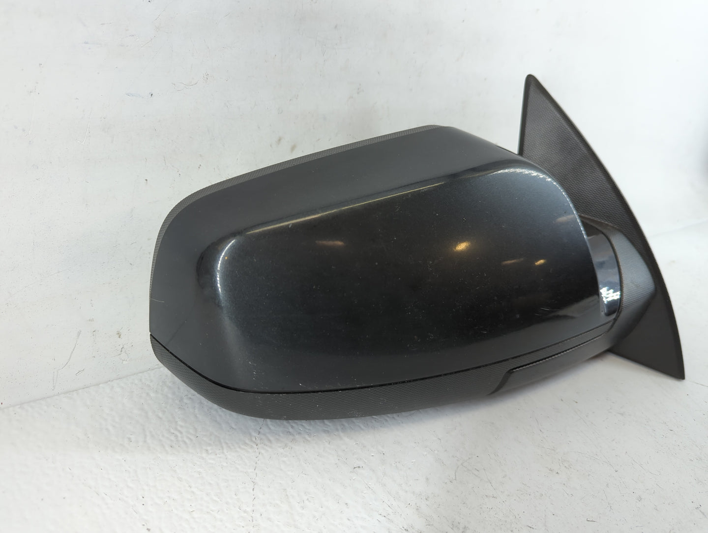 2010-2011 Chevrolet Equinox Passenger Side View Mirror - Right Door Mirror OEM Used - Oemusedautoparts1.com