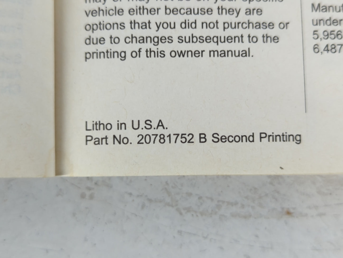 2011 Chevrolet Equinox Owners Manual Book Guide P/N:20781752 B OEM Used Auto Parts - Oemusedautoparts1.com