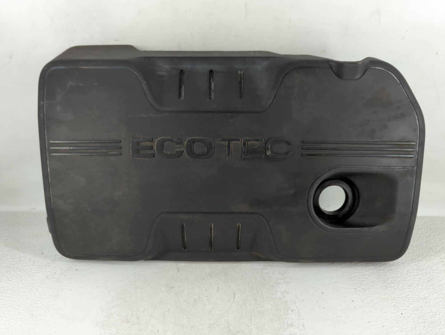 2011 Chevrolet Equinox Engine Cover - Oemusedautoparts1.com