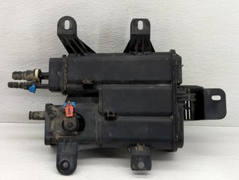 compare product 2011 Chevrolet Equinox Fuel Vapor Charcoal Canister 735622