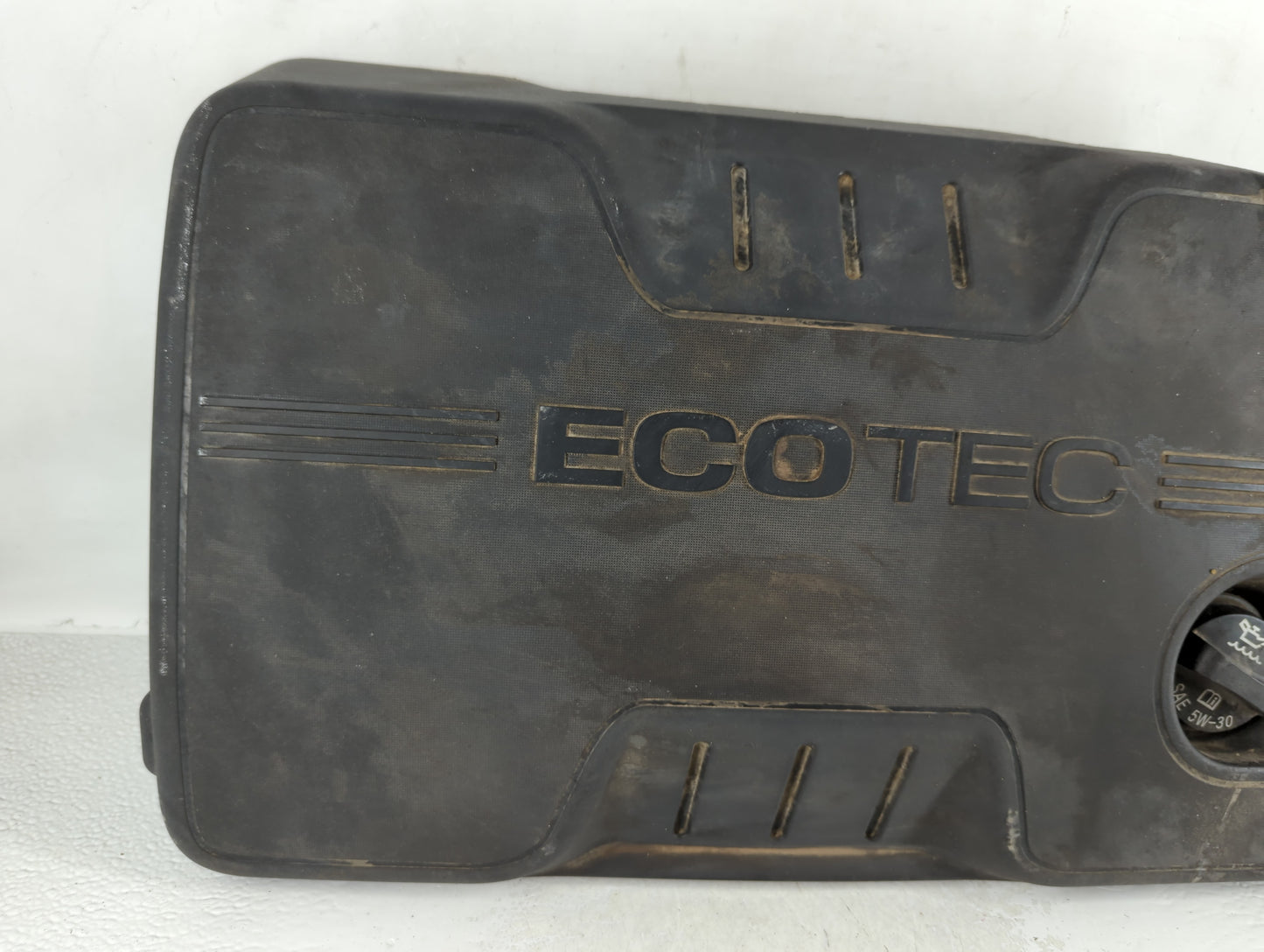 2011 Chevrolet Equinox Engine Cover - Oemusedautoparts1.com