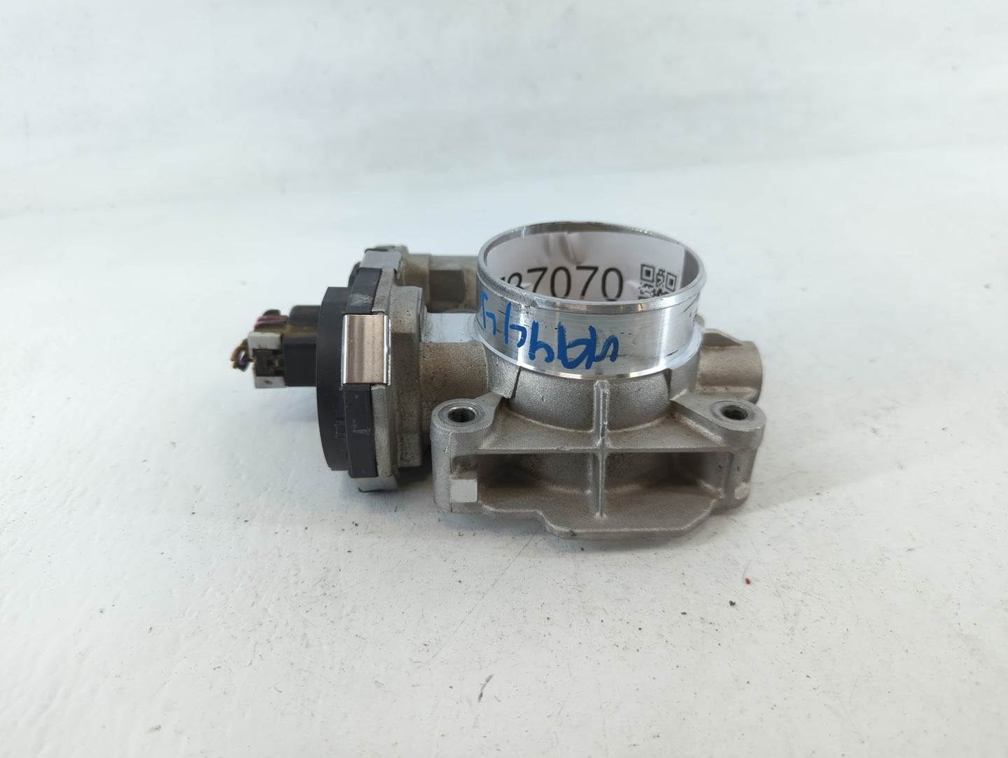 2010-2011 Chevrolet Equinox Throttle Body P/N:186AA8689C Fits Fits 2007 2008 2009 2010 2011 2012 OEM Used Auto Parts - Oemus