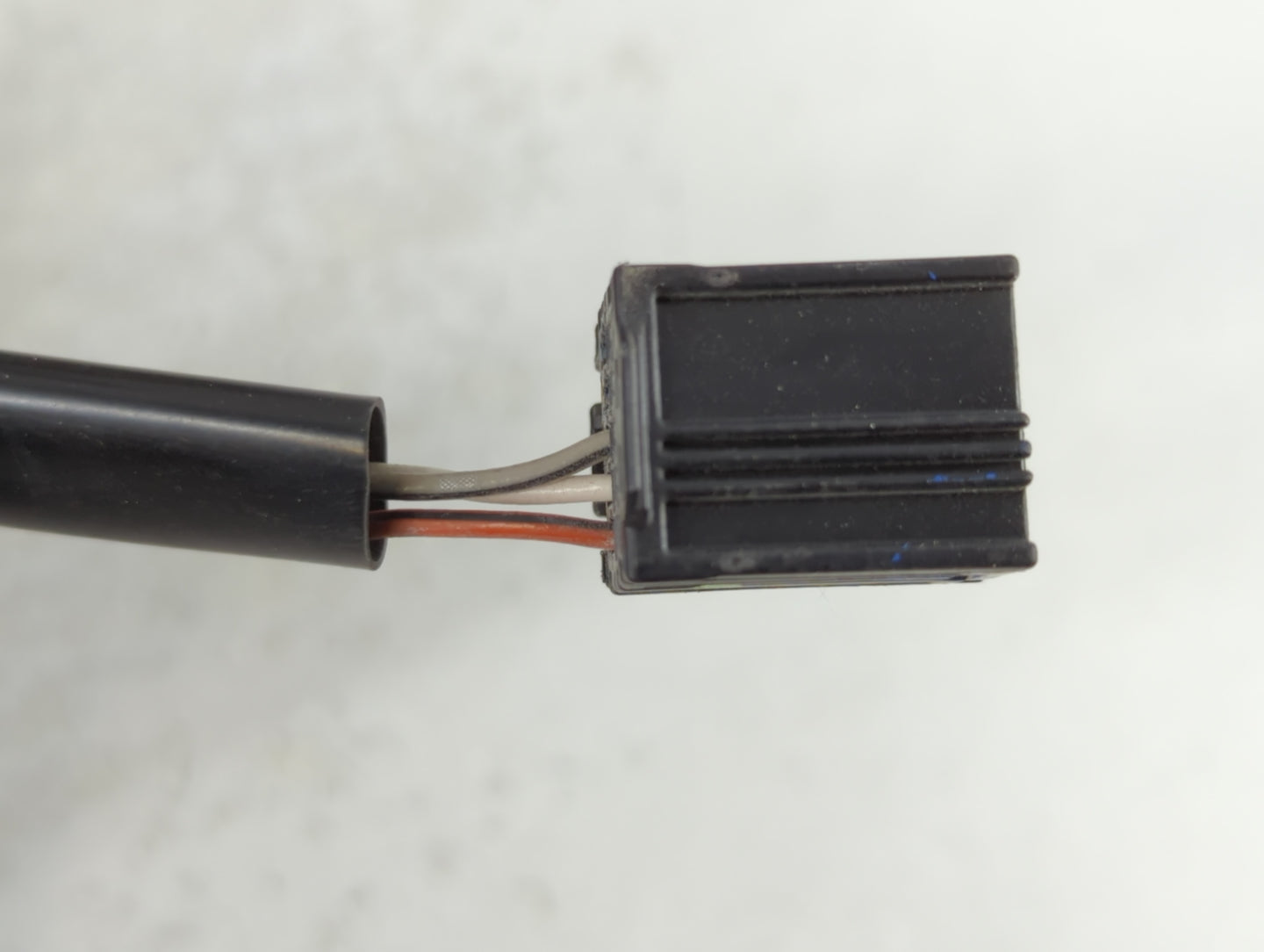 2010-2011 Chevrolet Equinox Passenger Side View Mirror - Right Door Mirror OEM Used - Oemusedautoparts1.com