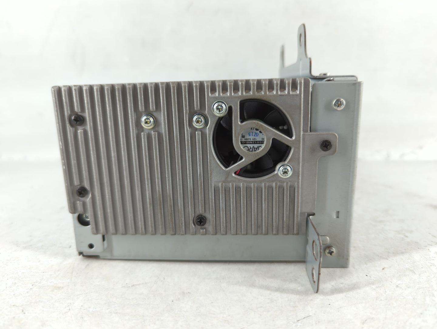 2011-2012 Chevrolet Equinox Radio AM FM Cd Player Receiver Replacement P/N:20983517 Fits Fits 2010 2011 2012 OEM Used Auto P