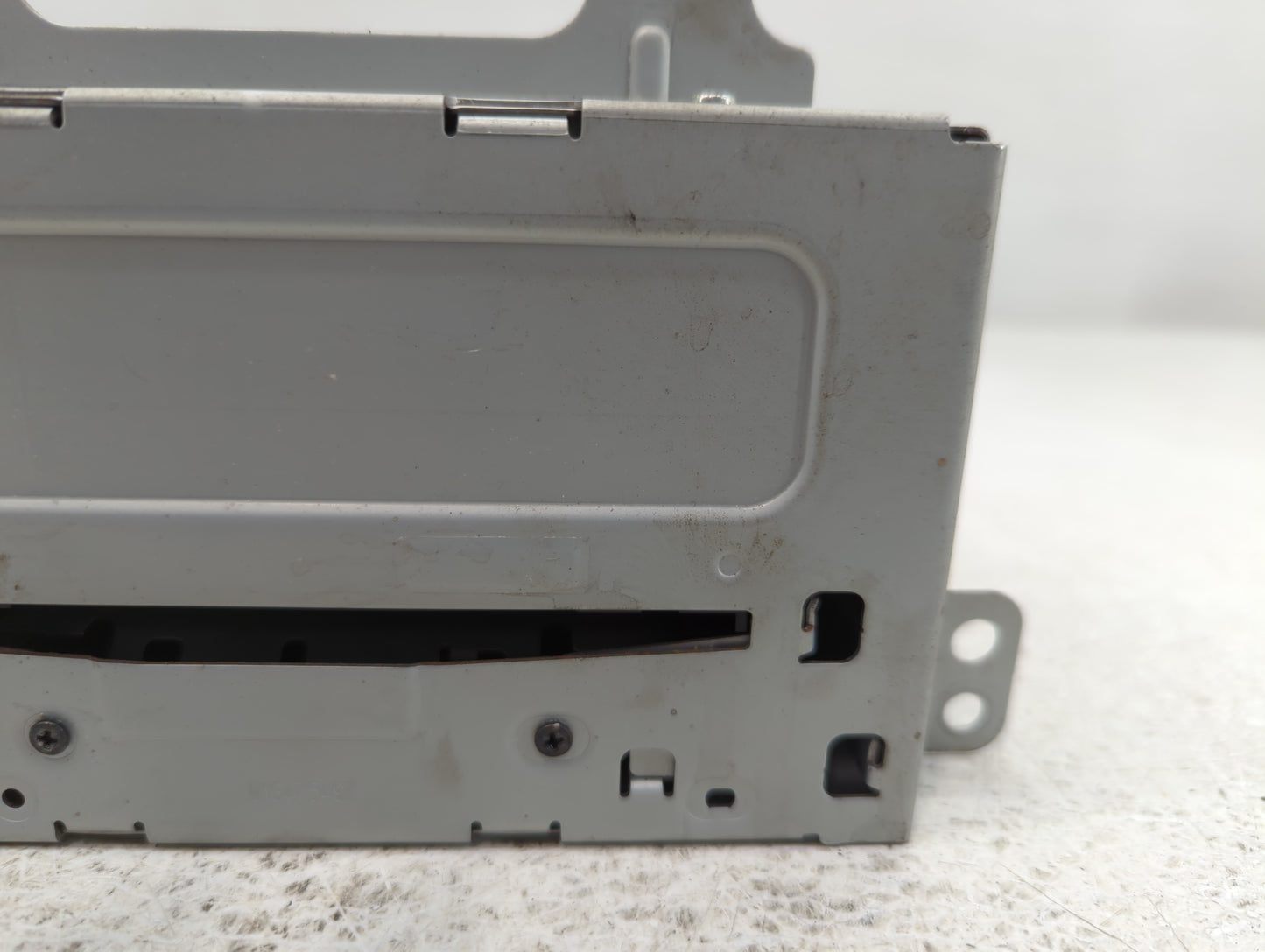2011-2012 Chevrolet Equinox Radio AM FM Cd Player Receiver Replacement P/N:20983517 Fits Fits 2010 2011 2012 OEM Used Auto P