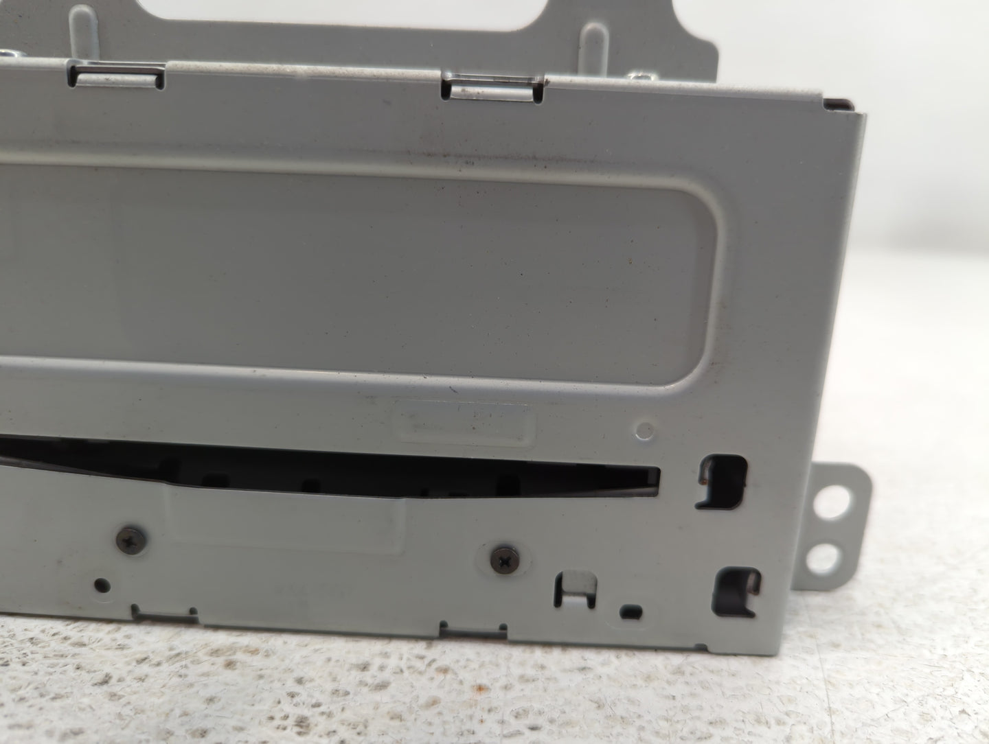 2011-2012 Chevrolet Equinox Radio AM FM Cd Player Receiver Replacement P/N:20983517 Fits Fits 2010 2011 2012 OEM Used Auto P