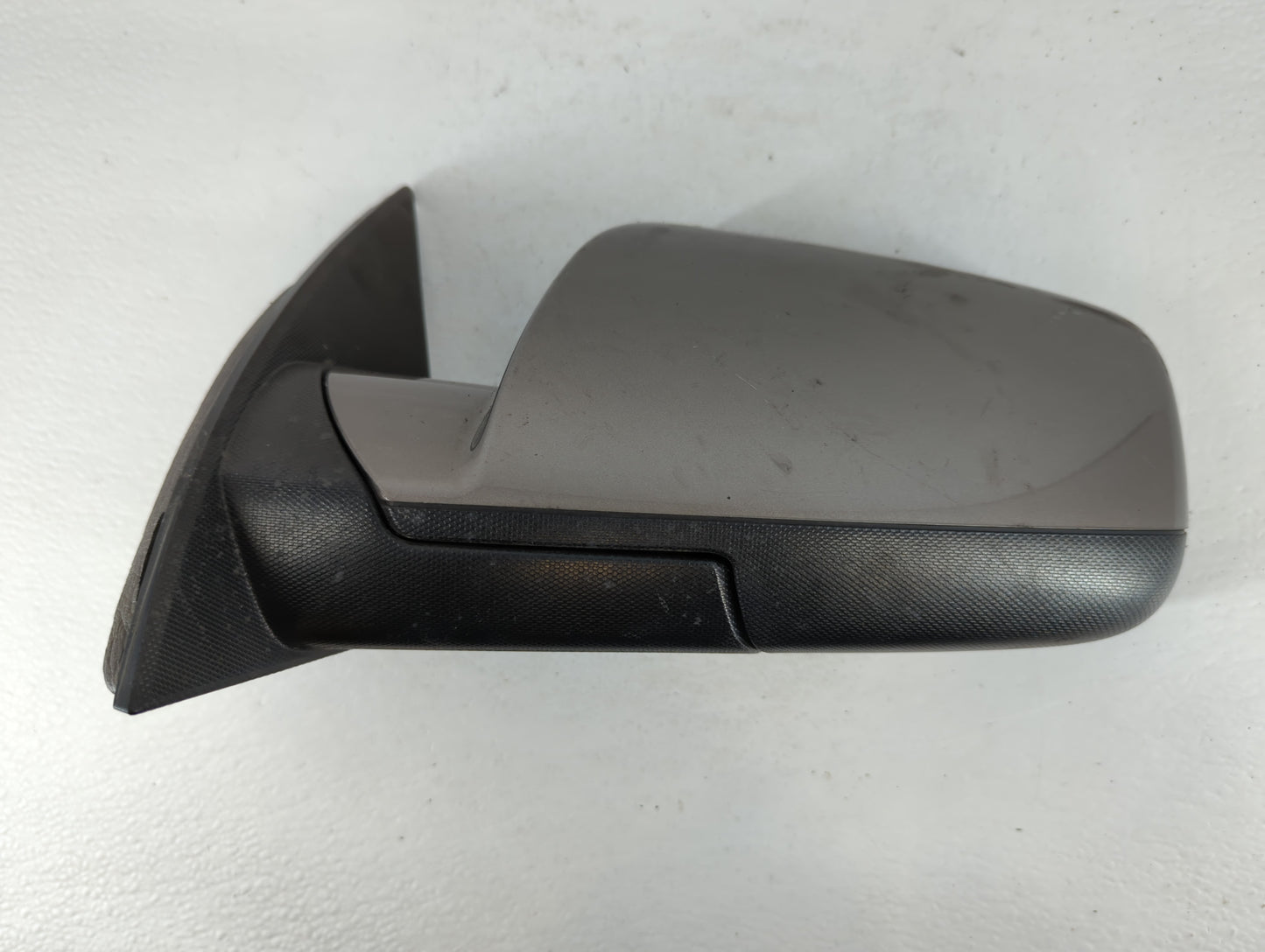 2010-2011 Chevrolet Equinox Driver Side View Mirror - Left Door Mirror OEM Used - Oemusedautoparts1.com