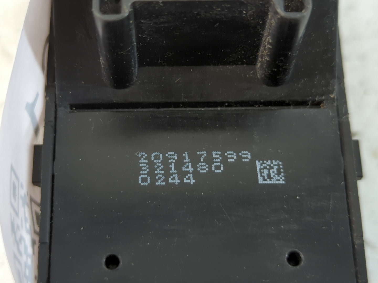 2010-2017 Chevrolet Equinox Master Power Window Switch Replacement Driver Side Left P/N:20917599 Fits OEM Used Auto Parts - 