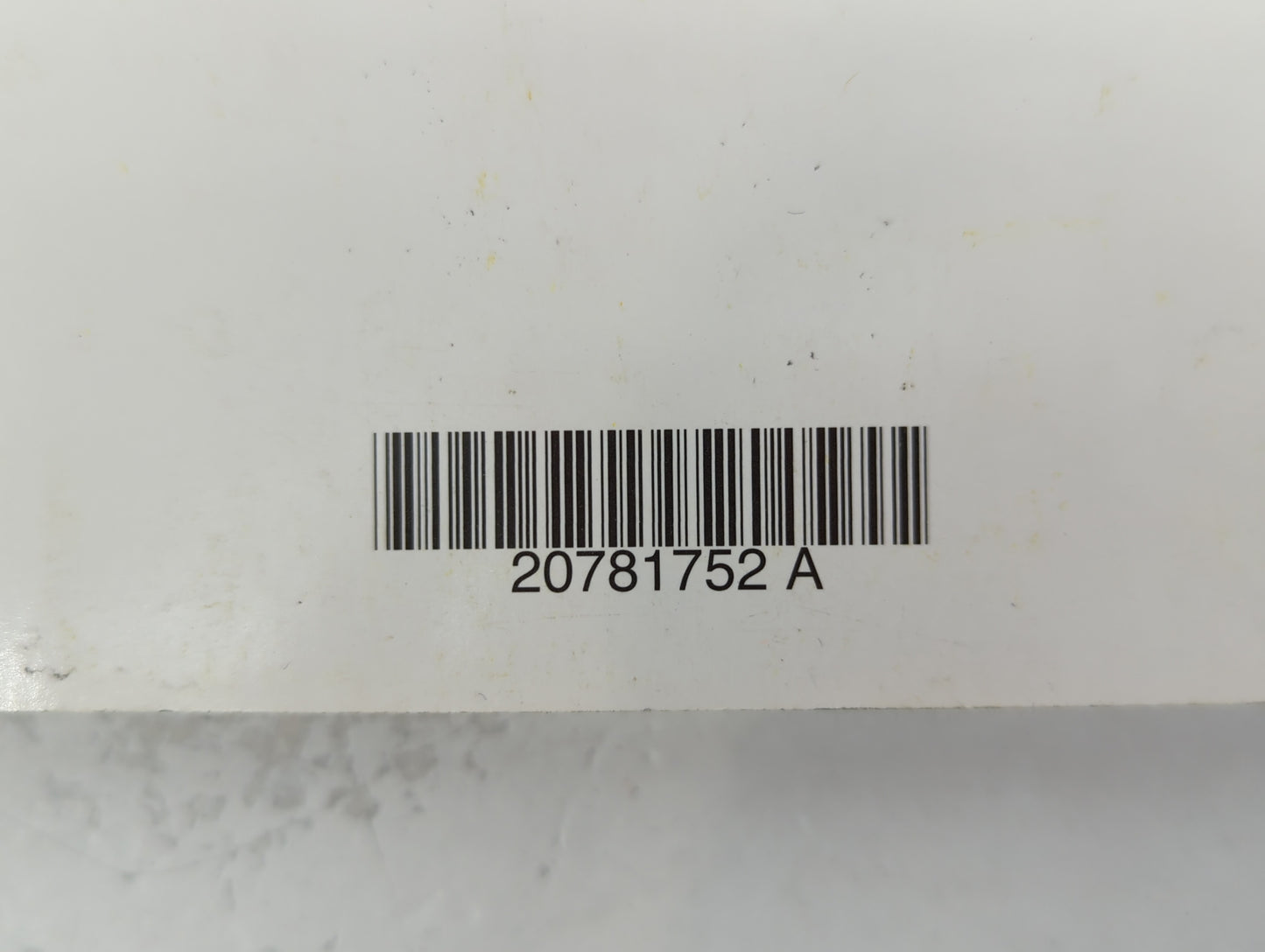 2011 Chevrolet Equinox Owners Manual Book Guide P/N:20781752 A OEM Used Auto Parts - Oemusedautoparts1.com