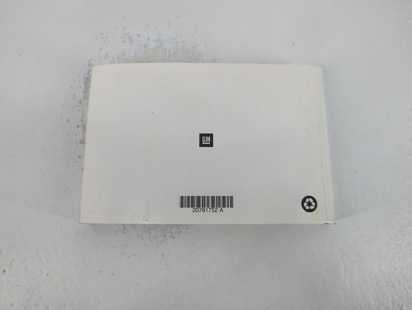 2011 Chevrolet Equinox Owners Manual Book Guide P/N:20781752 A OEM Used Auto Parts - Oemusedautoparts1.com
