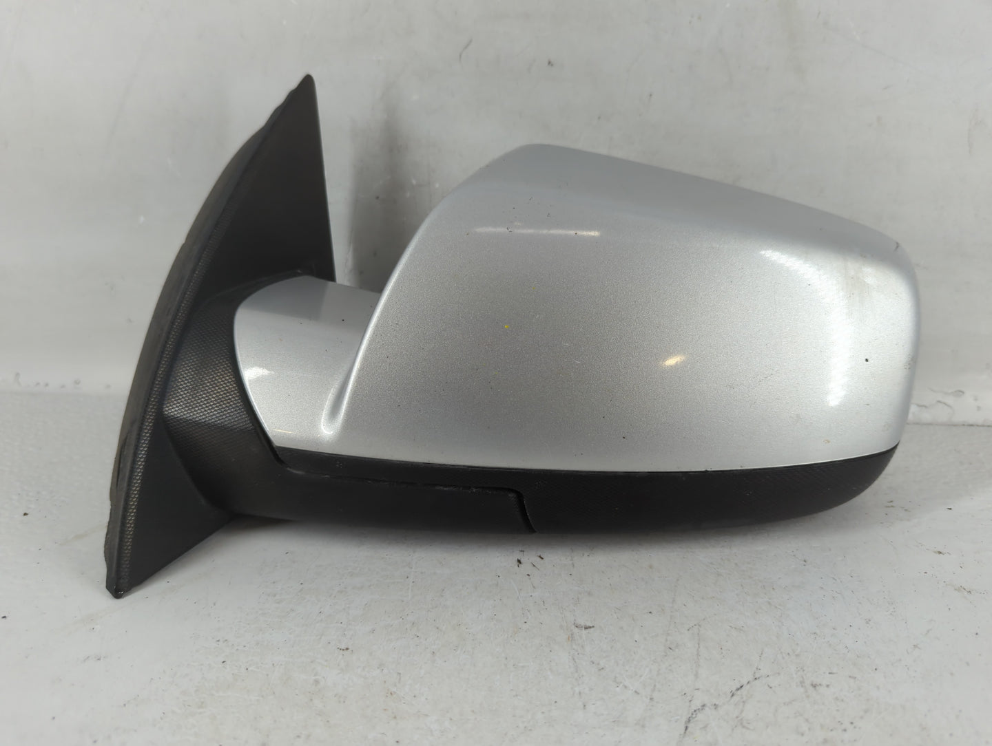 2011-2014 Chevrolet Equinox Driver Side View Mirror - Left Door Mirror OEM Used - Oemusedautoparts1.com