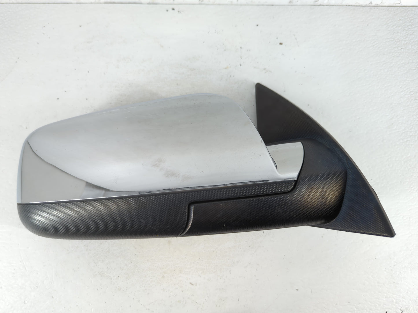 2011-2013 Chevrolet Equinox Passenger Side View Mirror - Right Door Mirror OEM Used - Oemusedautoparts1.com