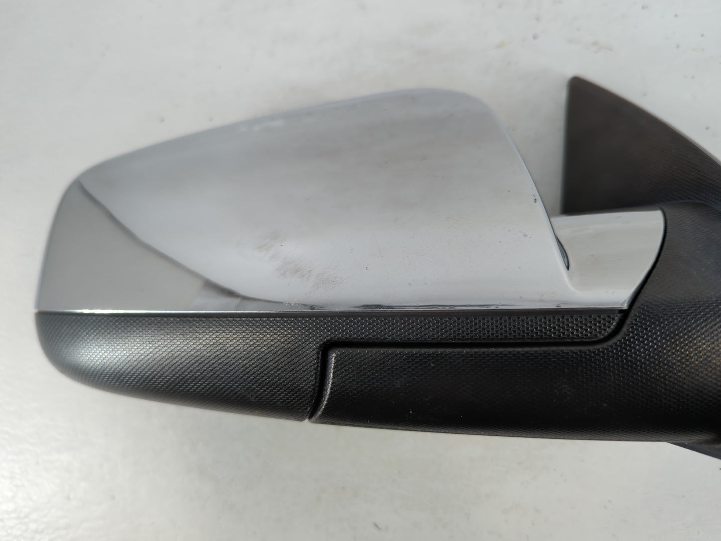 2011-2013 Chevrolet Equinox Passenger Side View Mirror - Right Door Mirror OEM Used - Oemusedautoparts1.com