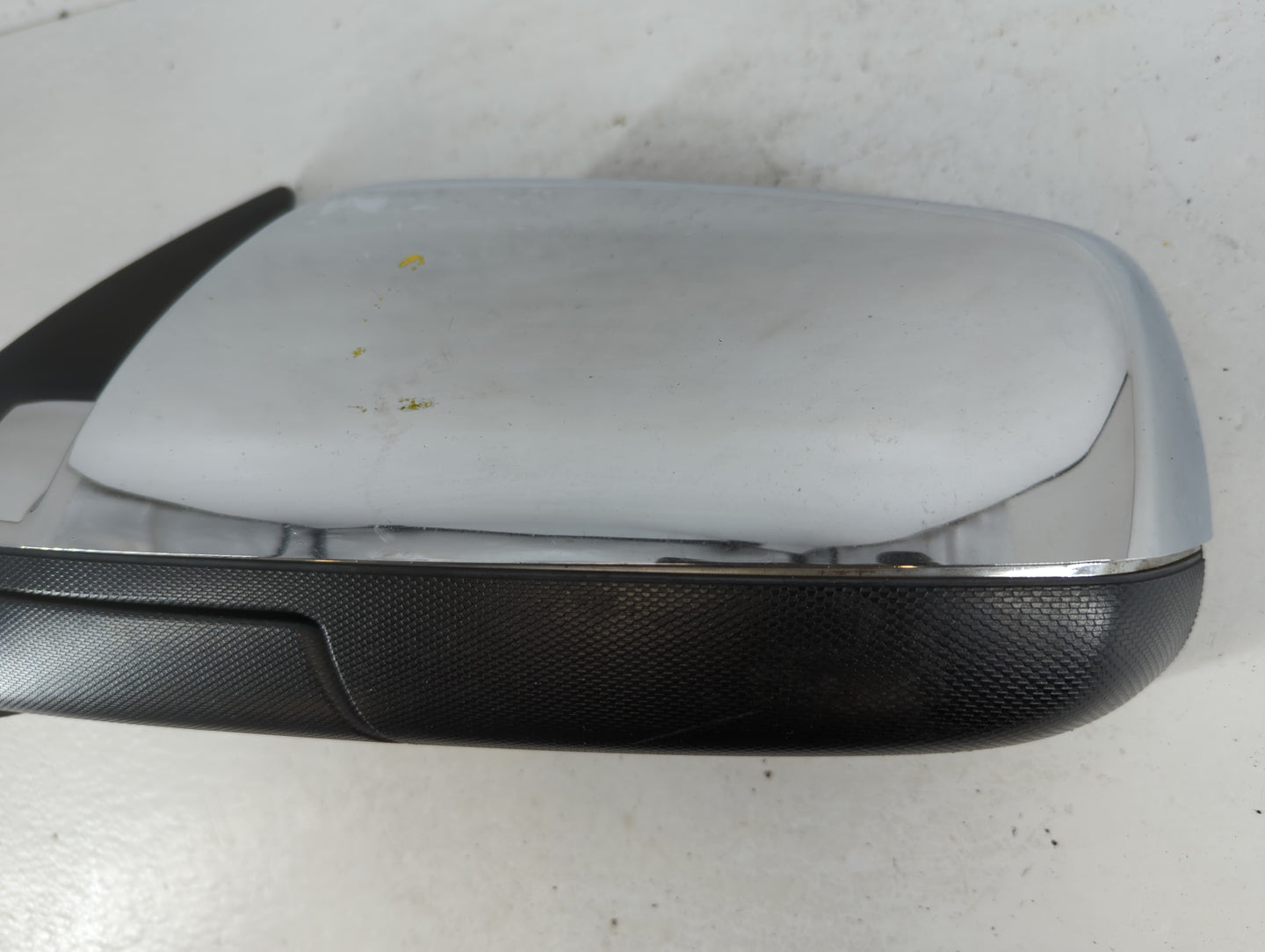 2010-2011 Chevrolet Equinox Driver Side View Mirror - Left Door Mirror OEM Used - Oemusedautoparts1.com