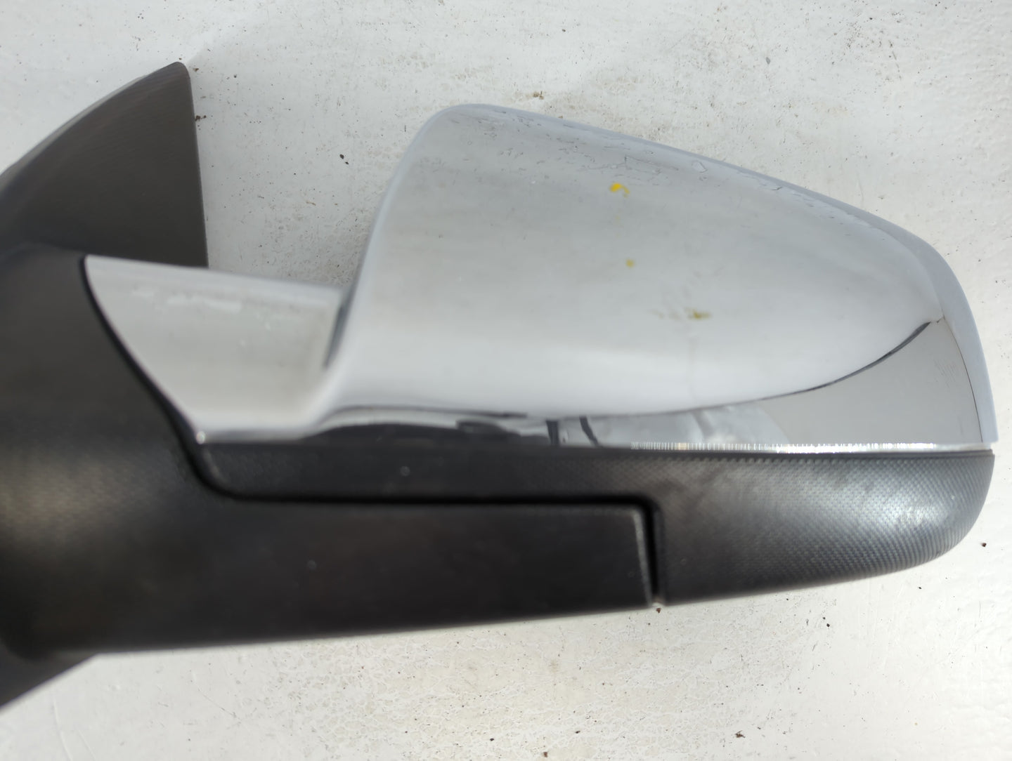2010-2011 Chevrolet Equinox Driver Side View Mirror - Left Door Mirror OEM Used - Oemusedautoparts1.com