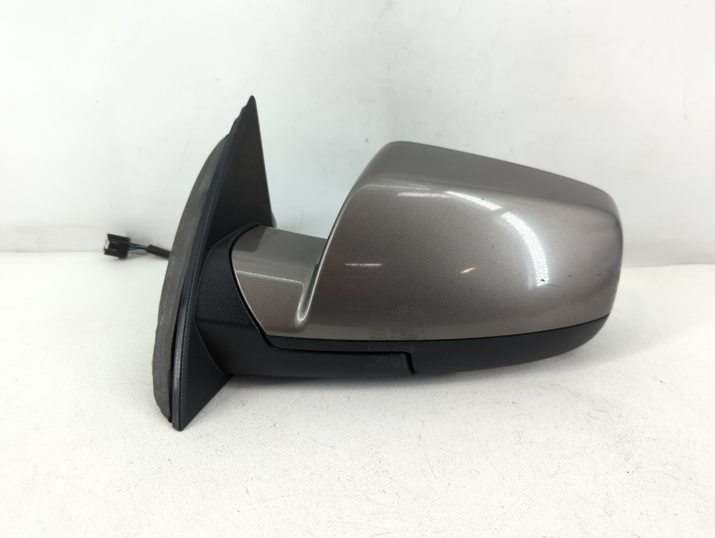 2010-2011 Chevrolet Equinox Driver Side View Mirror - Left Door Mirror OEM Used - Oemusedautoparts1.com