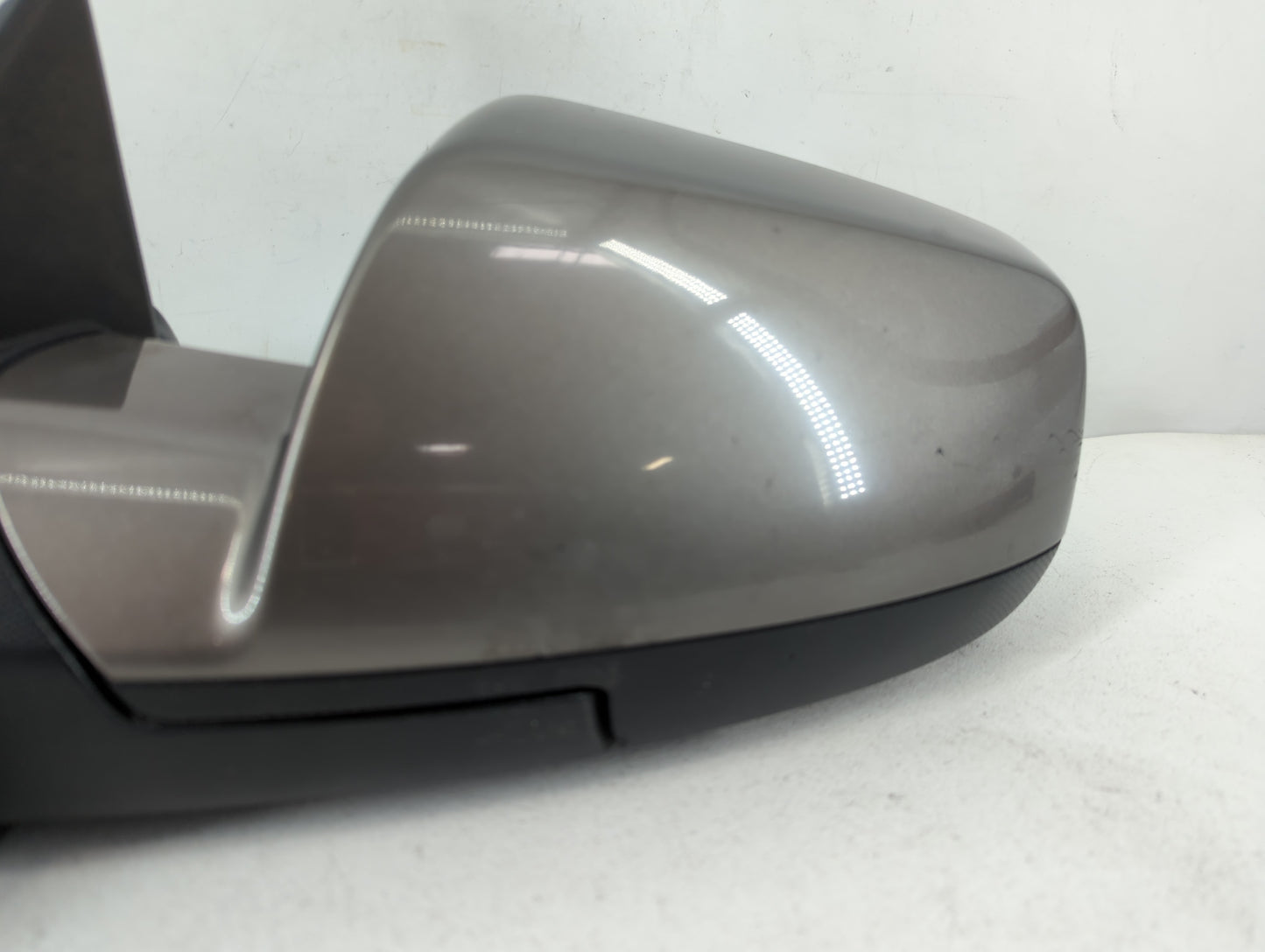 2010-2011 Chevrolet Equinox Driver Side View Mirror - Left Door Mirror OEM Used - Oemusedautoparts1.com