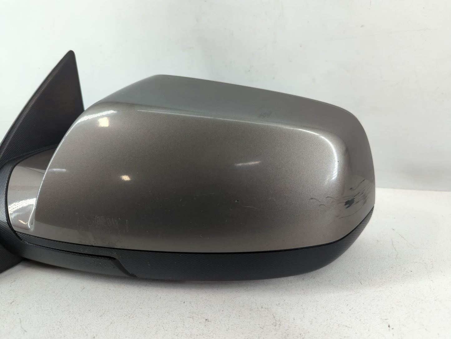 2010-2011 Chevrolet Equinox Driver Side View Mirror - Left Door Mirror OEM Used - Oemusedautoparts1.com