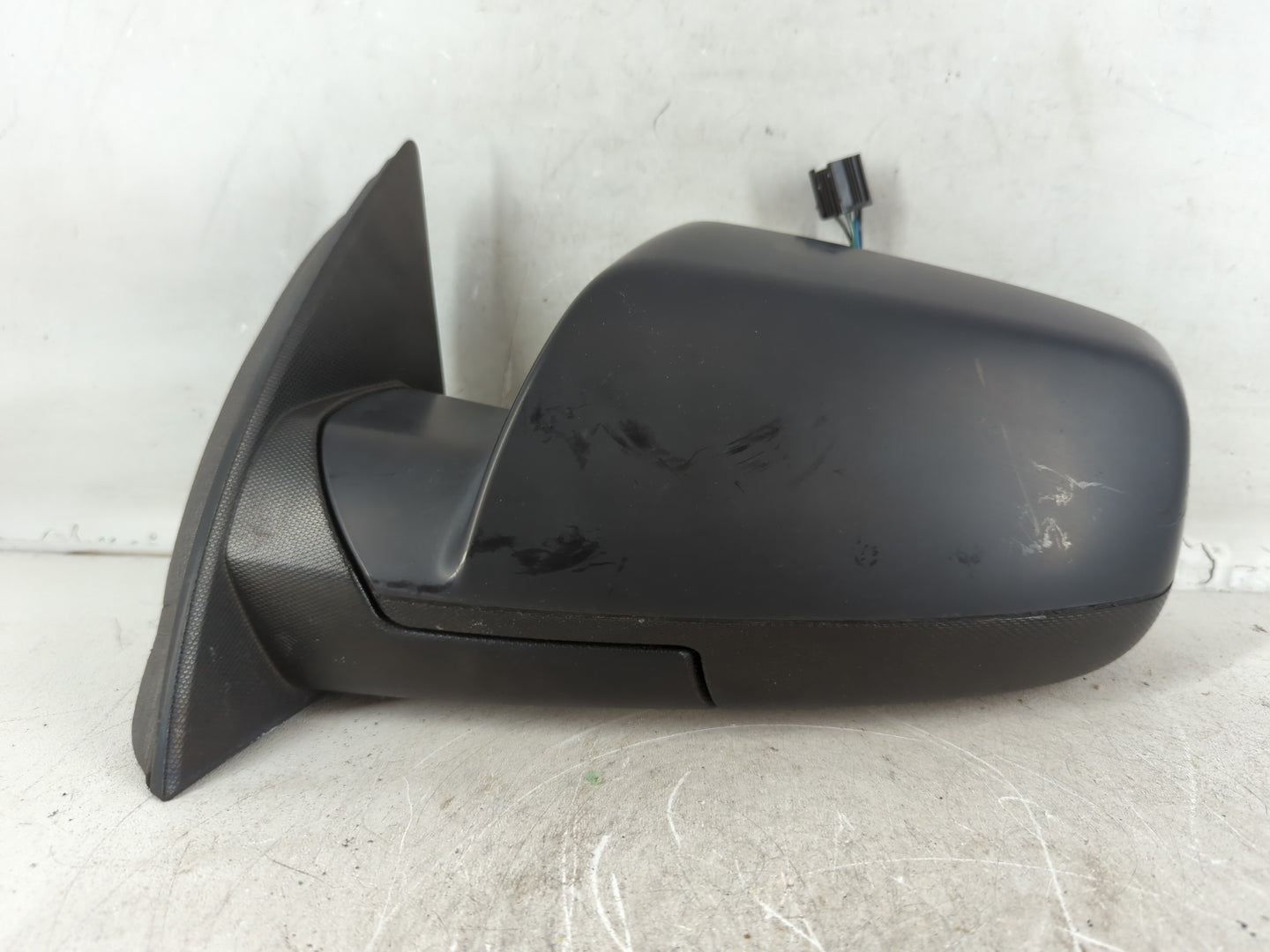 2010-2011 Chevrolet Equinox Driver Side View Mirror - Left Door Mirror OEM Used - Oemusedautoparts1.com