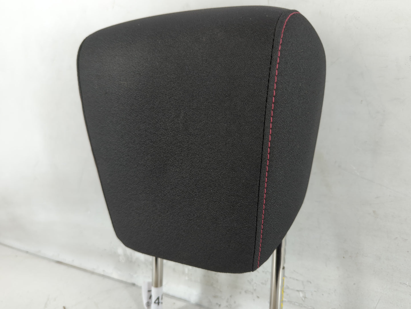 2010-2011 Chevrolet Equinox Headrest Head Rest Front Driver Passenger Seat Fits Fits 2010 2011 OEM Used Auto Parts - Oemused