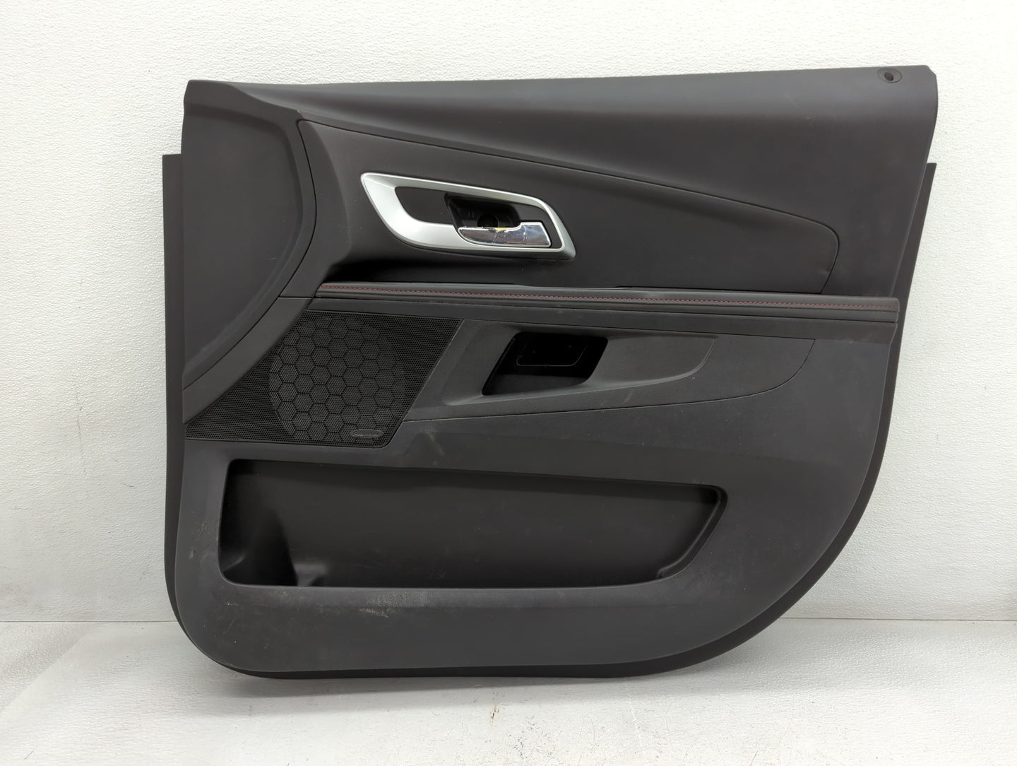 2011 Chevrolet Equinox Front Right Passenger Interior Door Panel Trim - Oemusedautoparts1.com