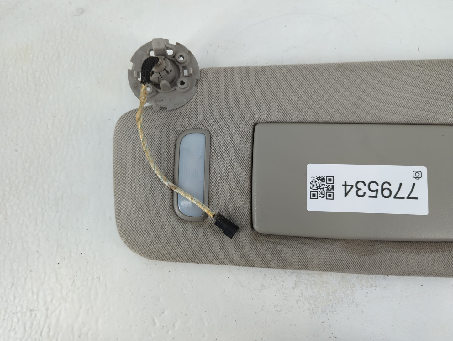 2010-2017 Chevrolet Equinox Sun Visor Shade Replacement Driver Left Mirror Fits Fits 2010 2011 2012 2013 2014 2015 2016 2017