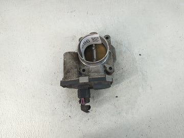 2010-2011 Chevrolet Equinox Throttle Body P/N:0482C 186AA Fits Fits 2007 2008 2009 2010 2011 2012 OEM Used Auto Parts - Oemu