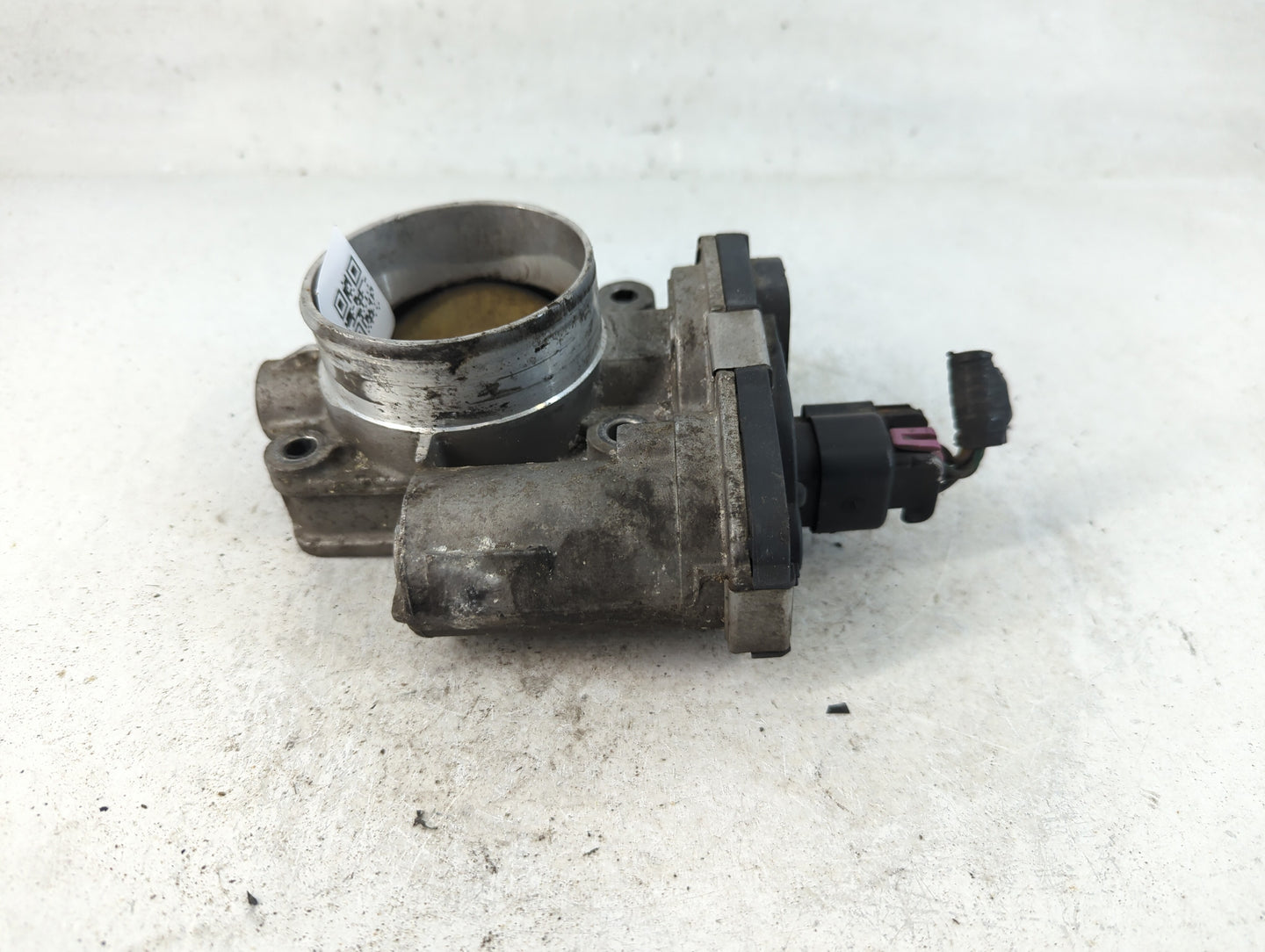 2010-2011 Chevrolet Equinox Throttle Body P/N:0482C 186AA Fits Fits 2007 2008 2009 2010 2011 2012 OEM Used Auto Parts - Oemu