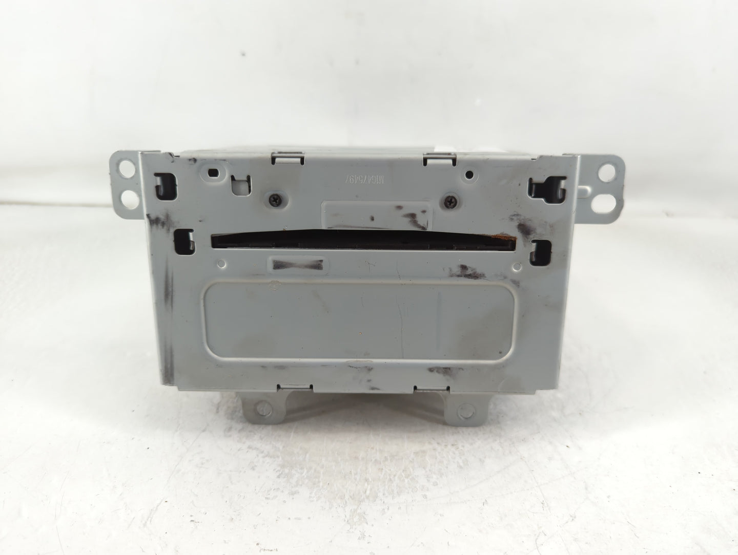 2011-2012 Chevrolet Equinox Radio AM FM Cd Player Receiver Replacement P/N:20983517 Fits Fits 2010 2011 2012 OEM Used Auto P
