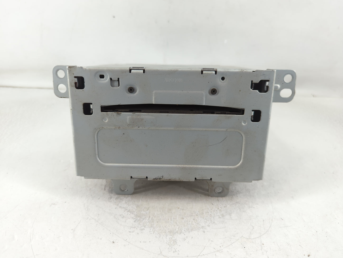 2011-2012 Chevrolet Equinox Radio AM FM Cd Player Receiver Replacement P/N:20983517 Fits Fits 2010 2011 2012 OEM Used Auto P