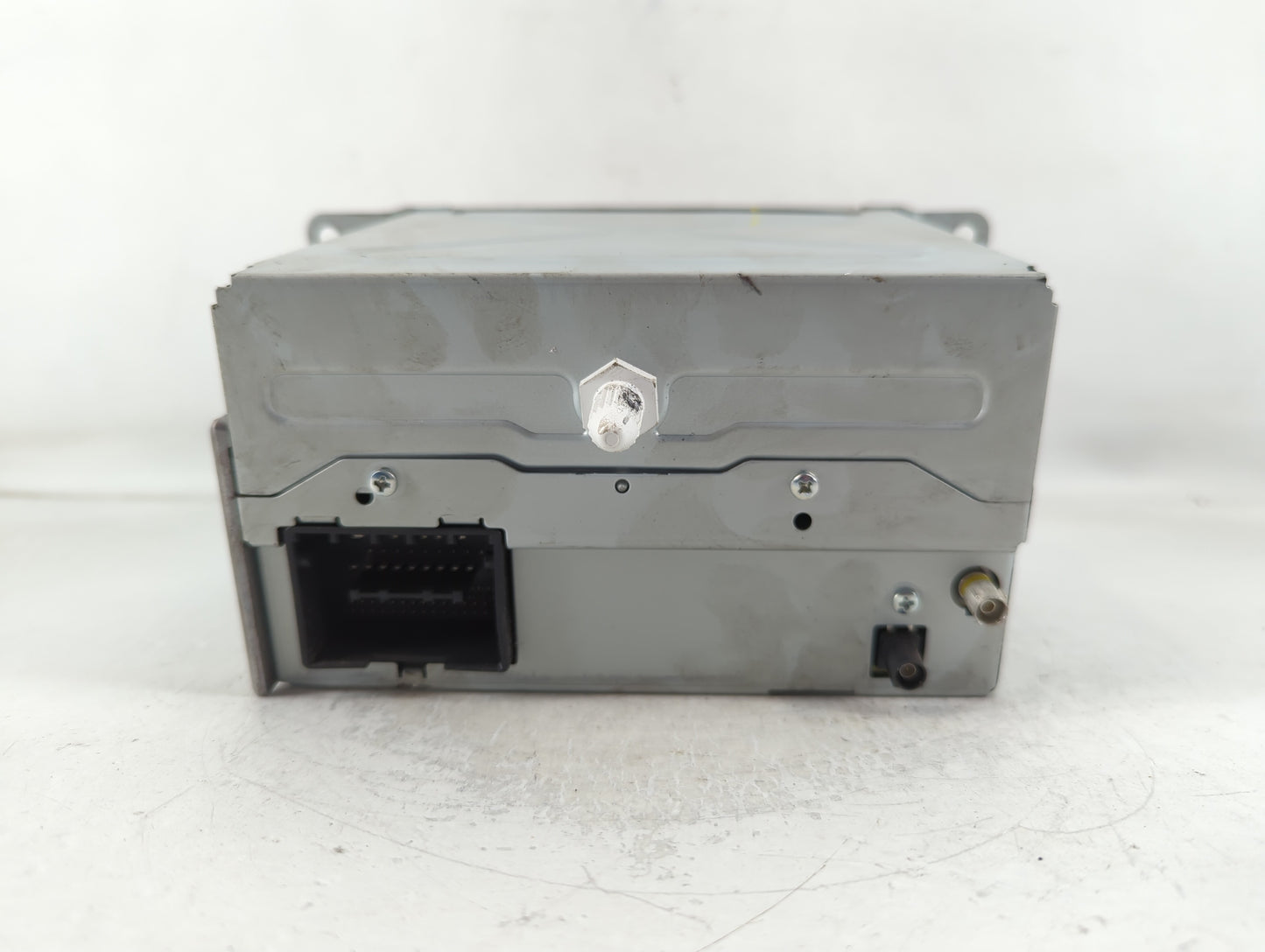2011-2012 Chevrolet Equinox Radio AM FM Cd Player Receiver Replacement P/N:20983517 Fits Fits 2010 2011 2012 OEM Used Auto P