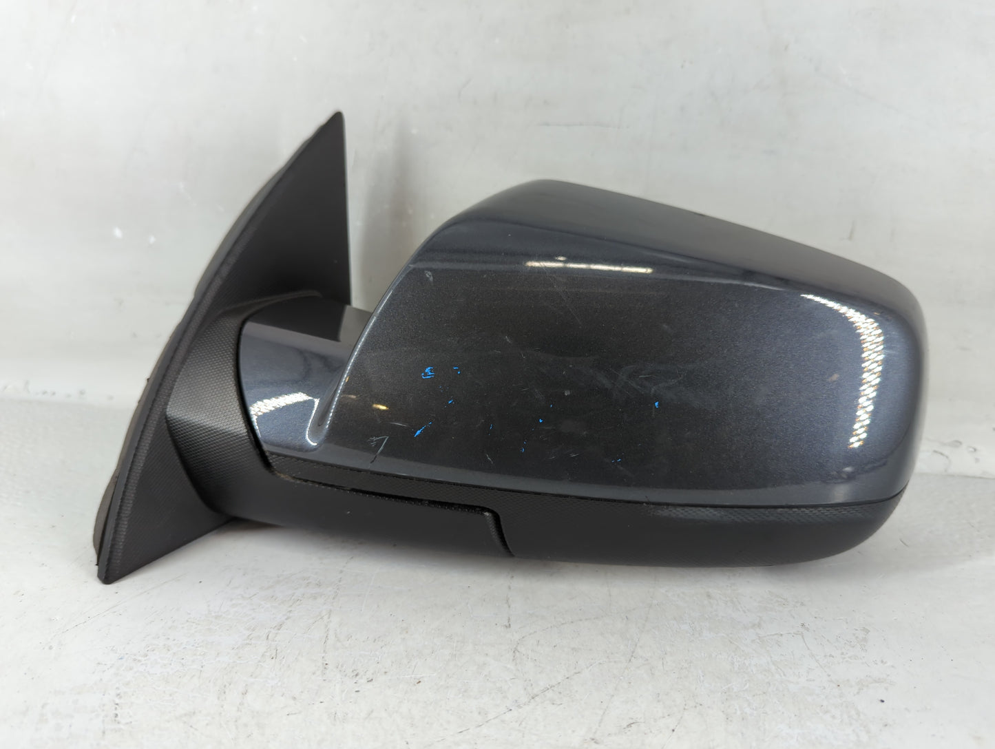 2010-2011 Chevrolet Equinox Driver Side View Mirror - Left Door Mirror OEM Used - Oemusedautoparts1.com