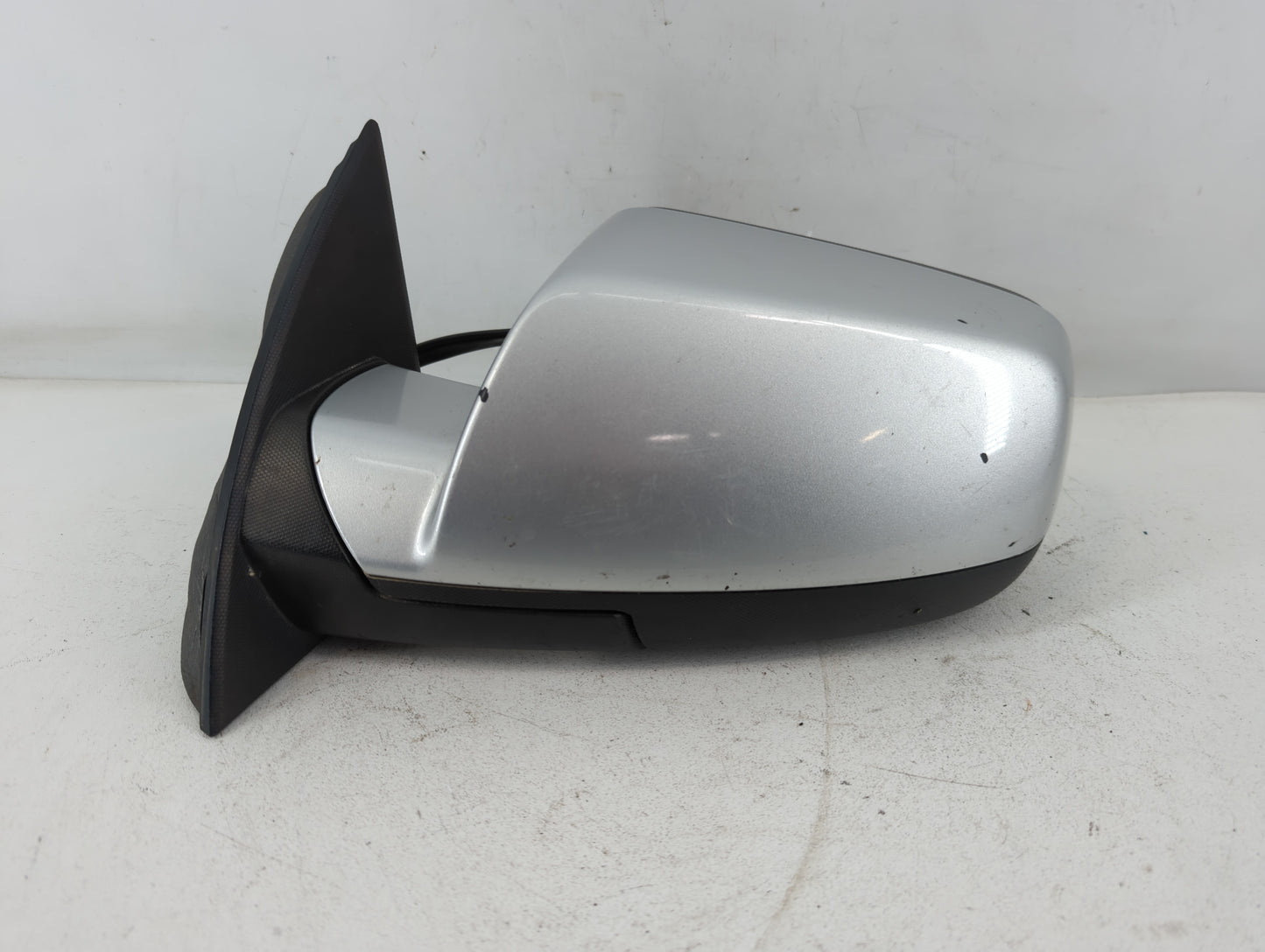 2010-2011 Chevrolet Equinox Driver Side View Mirror - Left Door Mirror OEM Used - Oemusedautoparts1.com