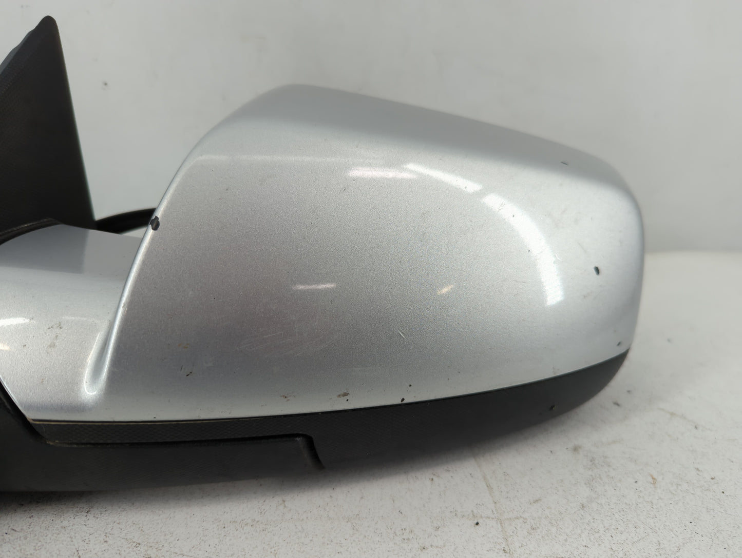2010-2011 Chevrolet Equinox Driver Side View Mirror - Left Door Mirror OEM Used - Oemusedautoparts1.com