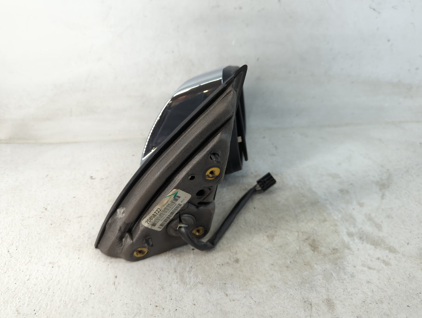 2010-2011 Chevrolet Equinox Passenger Side View Mirror - Right Door Mirror OEM Used - Oemusedautoparts1.com