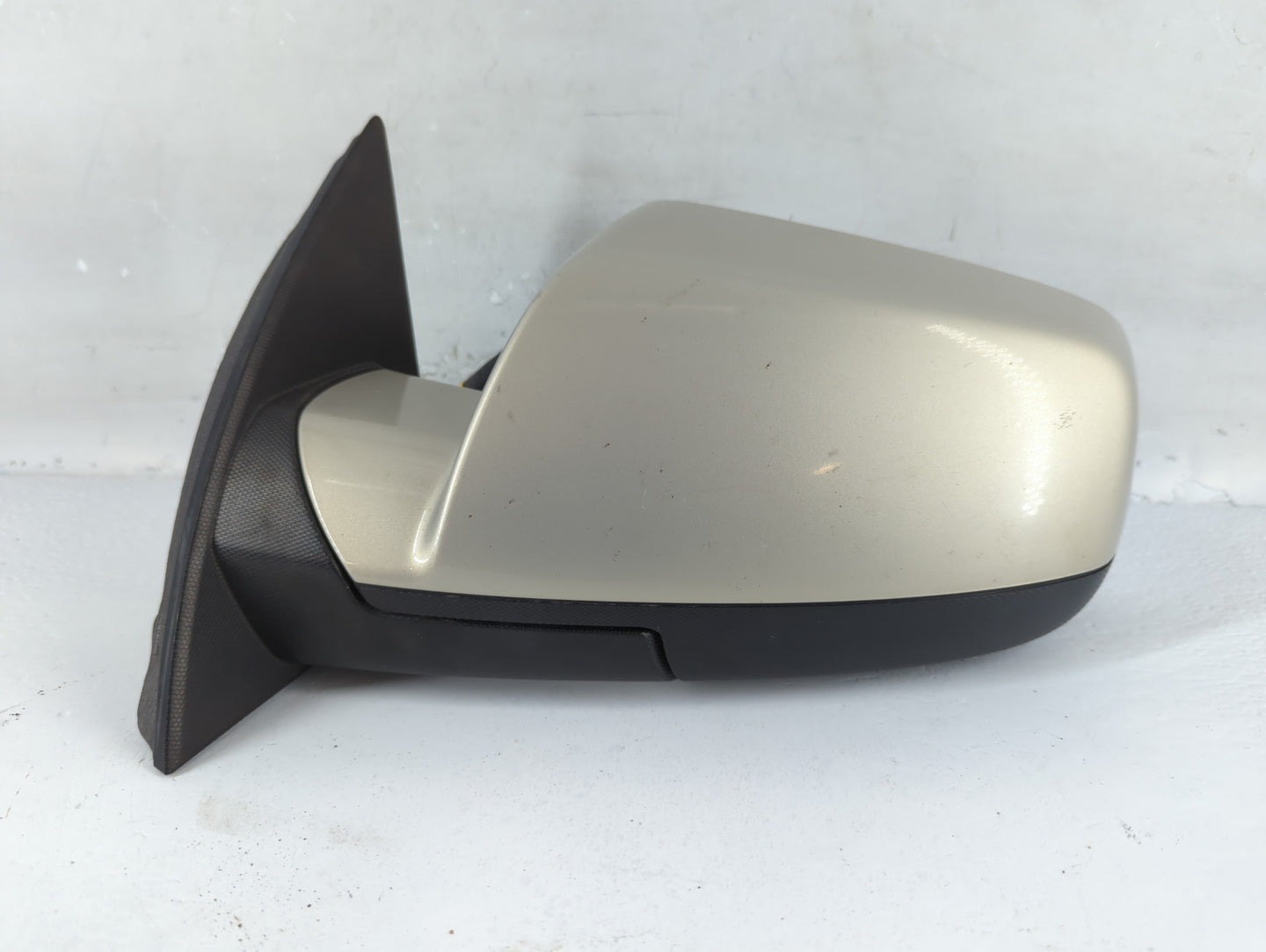 2010-2011 Chevrolet Equinox Driver Side View Mirror - Left Door Mirror OEM Used - Oemusedautoparts1.com