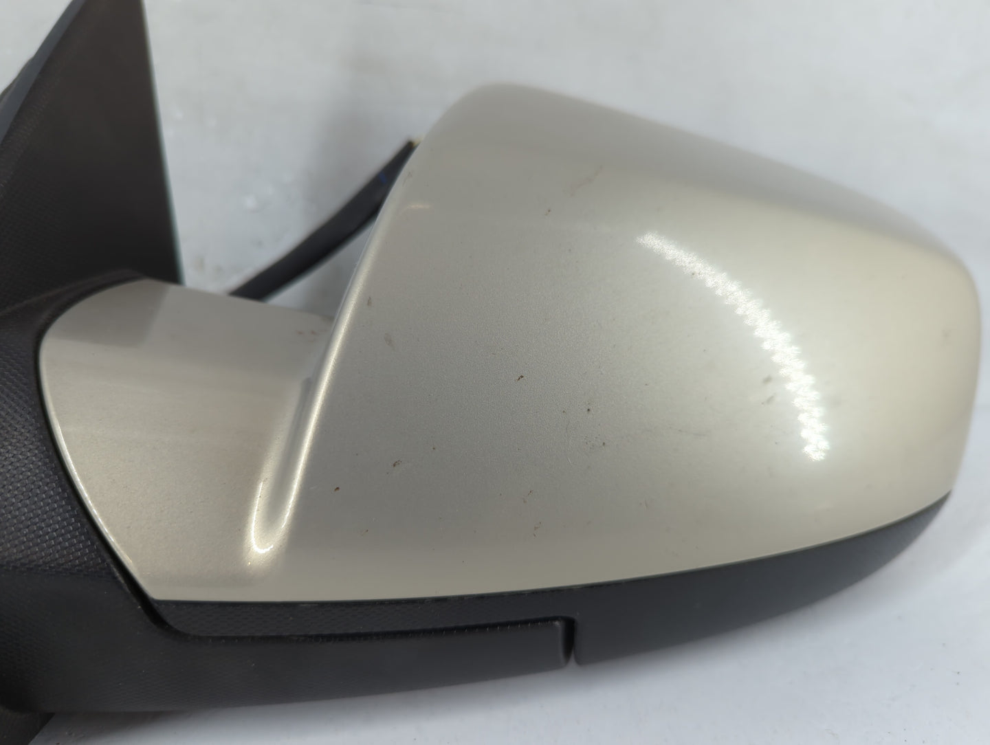 2010-2011 Chevrolet Equinox Driver Side View Mirror - Left Door Mirror OEM Used - Oemusedautoparts1.com