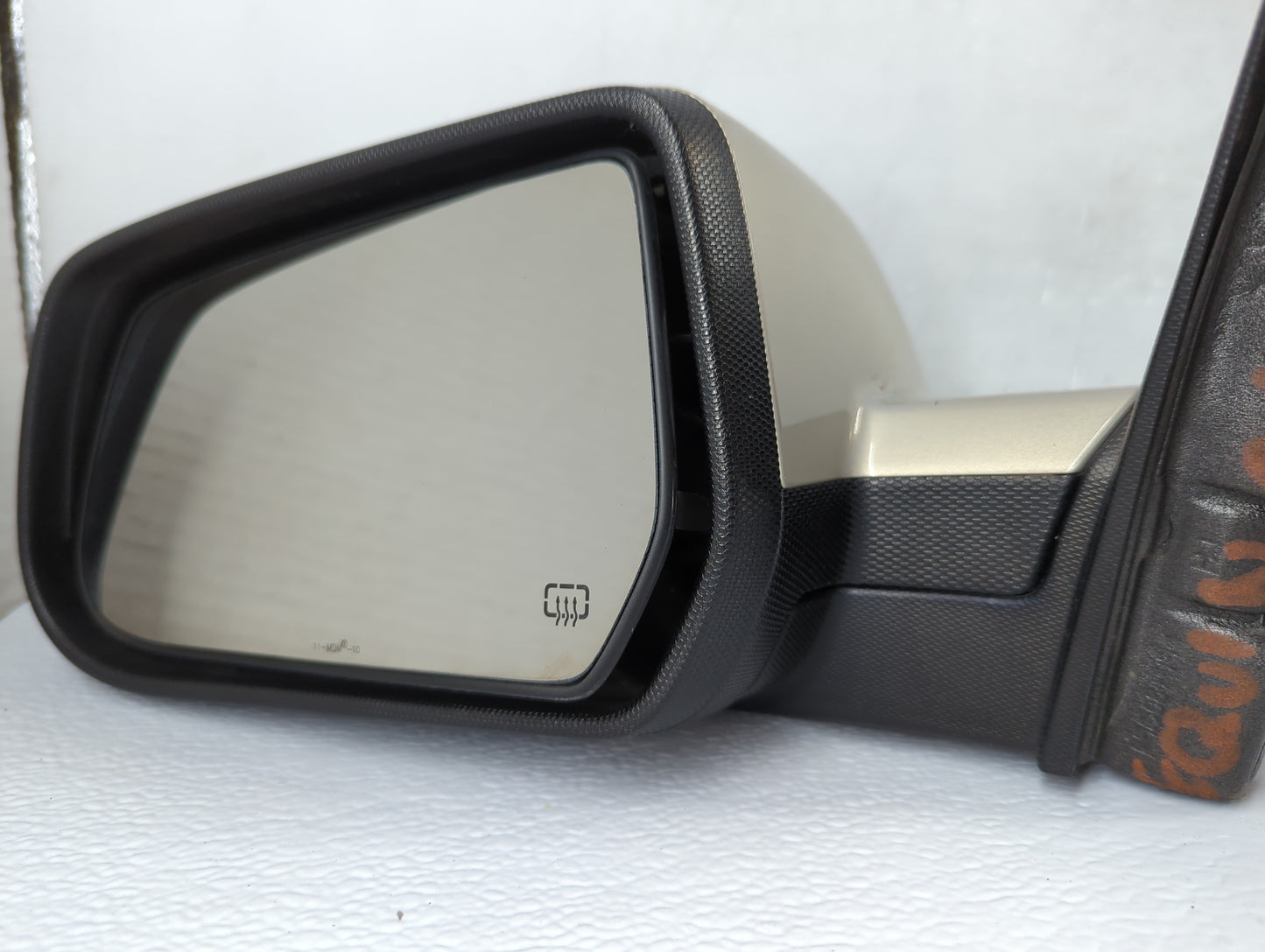 2010-2011 Chevrolet Equinox Driver Side View Mirror - Left Door Mirror OEM Used - Oemusedautoparts1.com