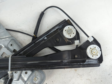 2010-2011 Chevrolet Equinox Used Window Regulator Passenger Front