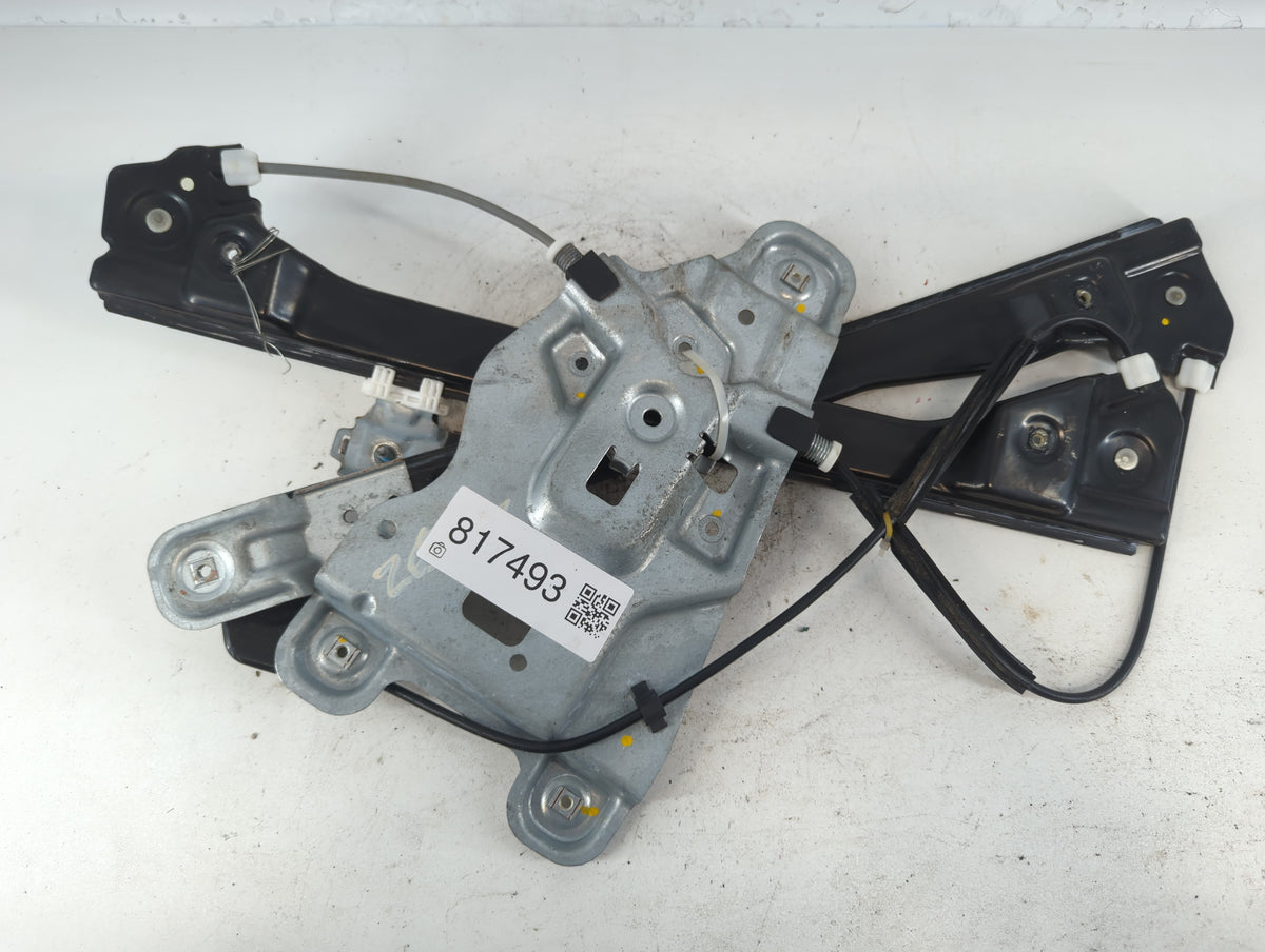 2010-2011 Chevrolet Equinox Used Window Regulator Passenger Front 817493 - Oemusedautoparts1.com