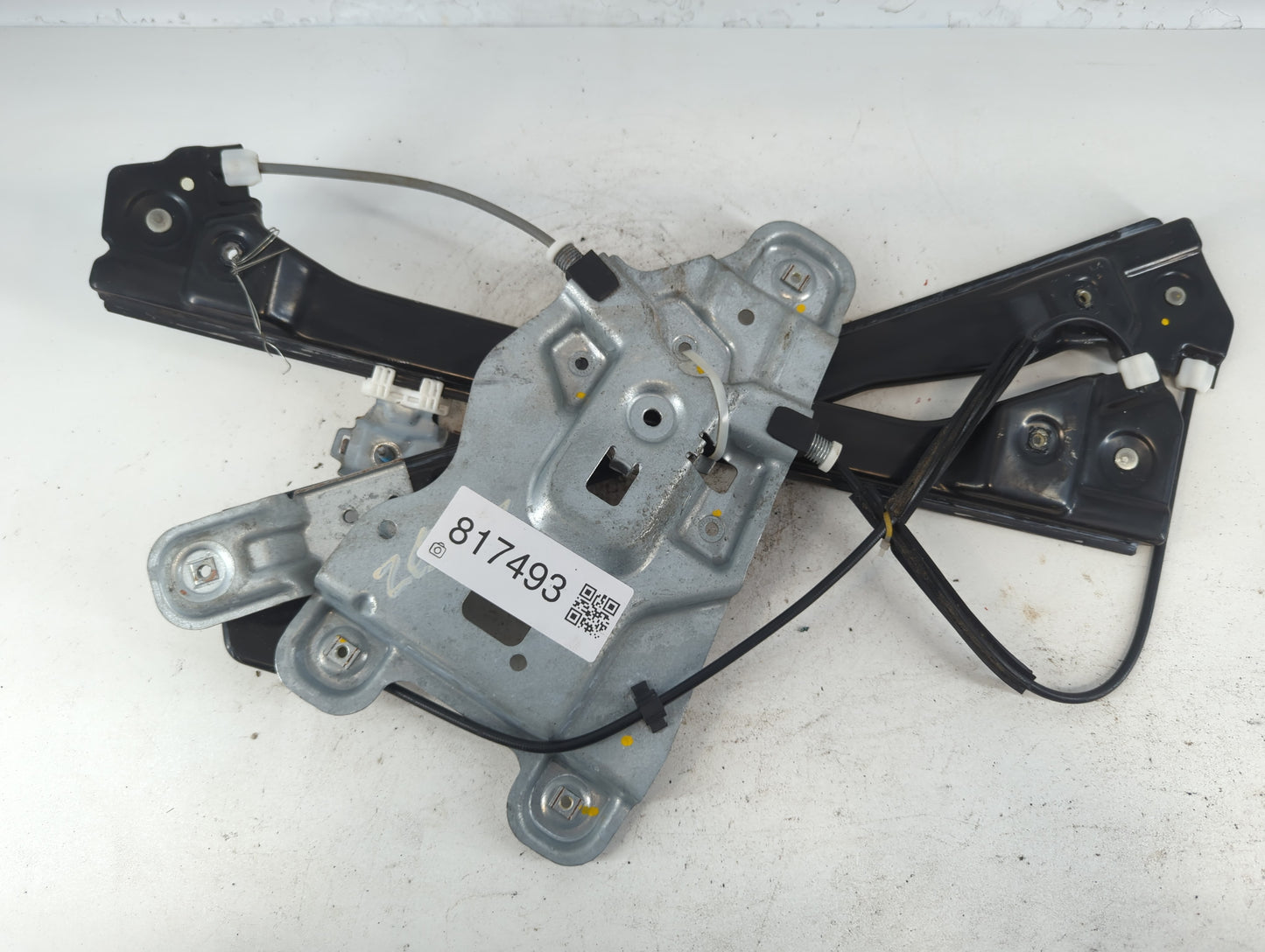 2010-2011 Chevrolet Equinox Used Window Regulator Passenger Front - Oemusedautoparts1.com