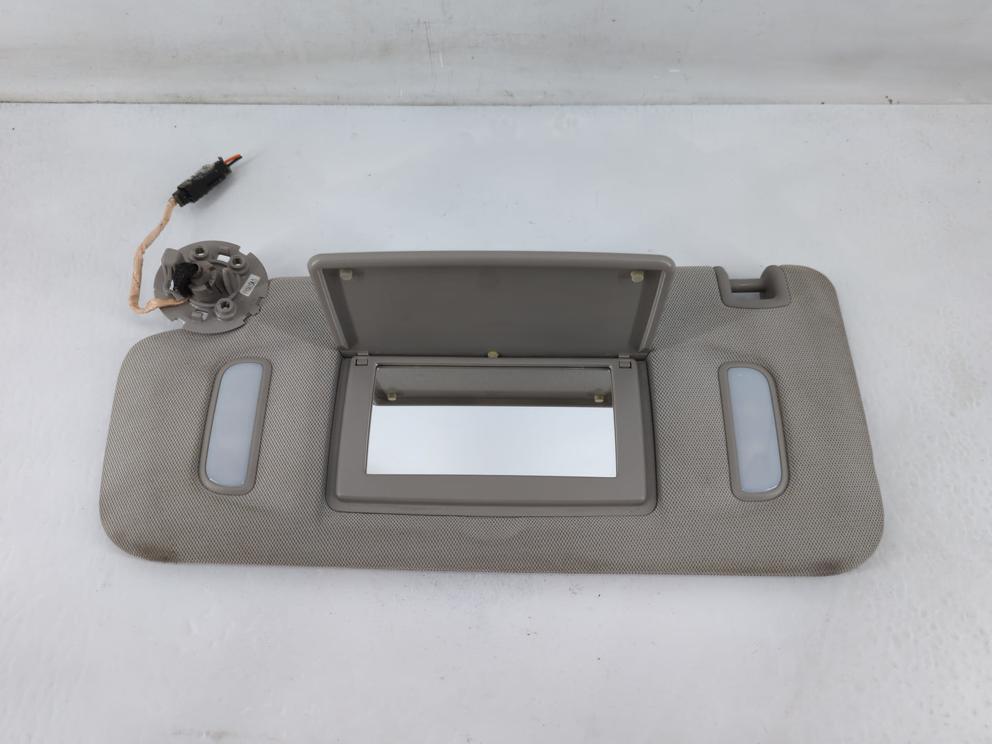 2010-2017 Chevrolet Equinox Sun Visor Shade Replacement Driver Left Mirror Fits Fits 2010 2011 2012 2013 2014 2015 2016 2017