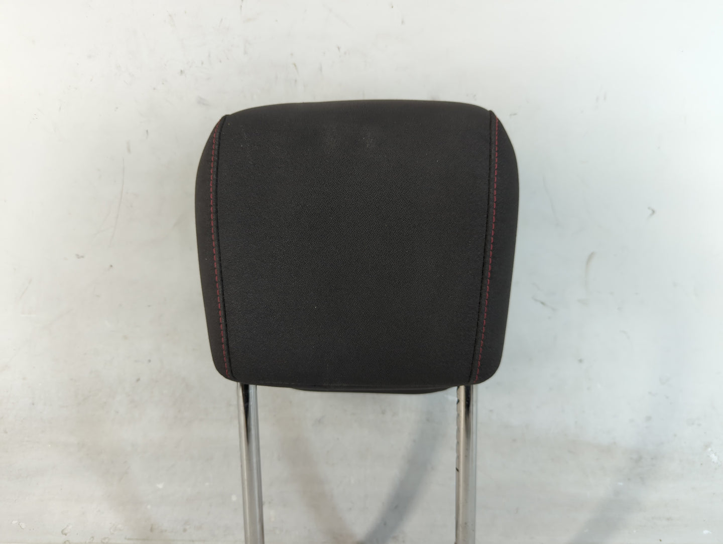 2011 Chevrolet Equinox Headrest Head Rest Front Driver Seat Black - Oemusedautoparts1.com