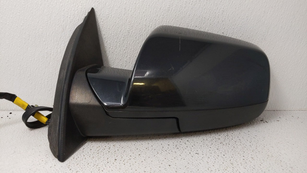 2010-2011 Chevrolet Equinox Driver Side View Mirror - Left Door Mirror OEM Used - Oemusedautoparts1.com