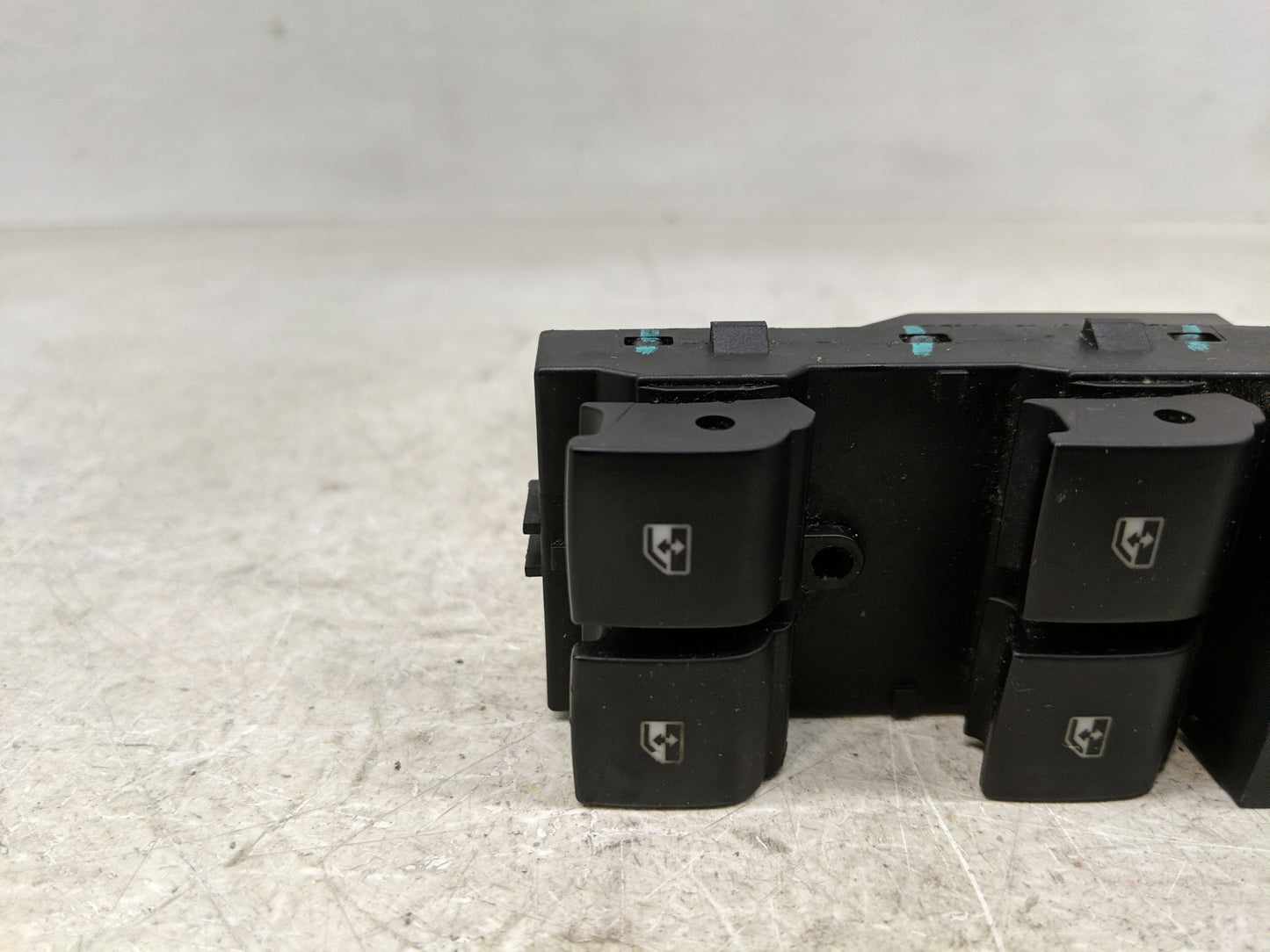 2010-2017 Chevrolet Equinox Master Power Window Switch Replacement Driver Side Left Fits OEM Used Auto Parts - Oemusedautopa